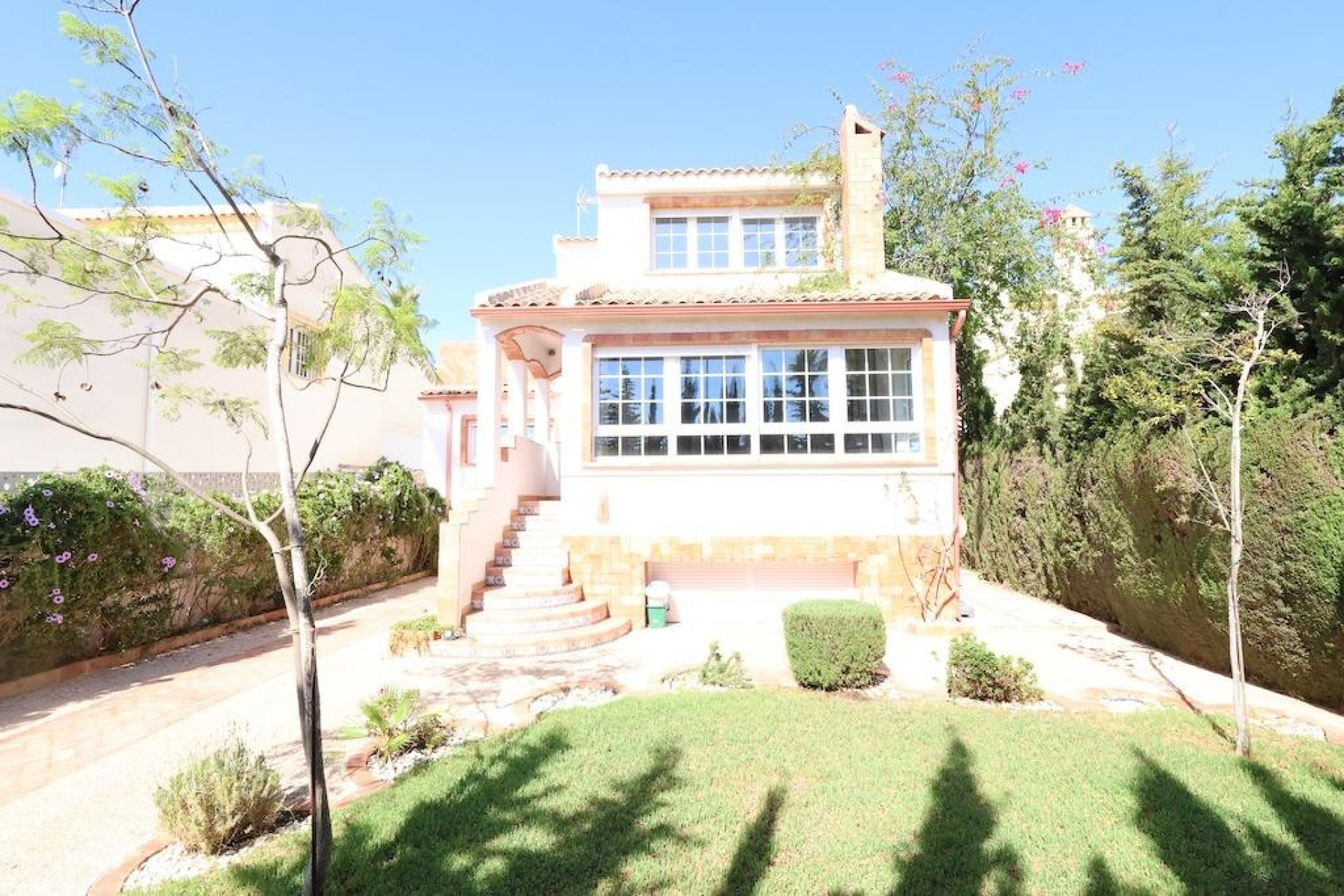 Resale - Villa - Orihuela Costa - Villamartin