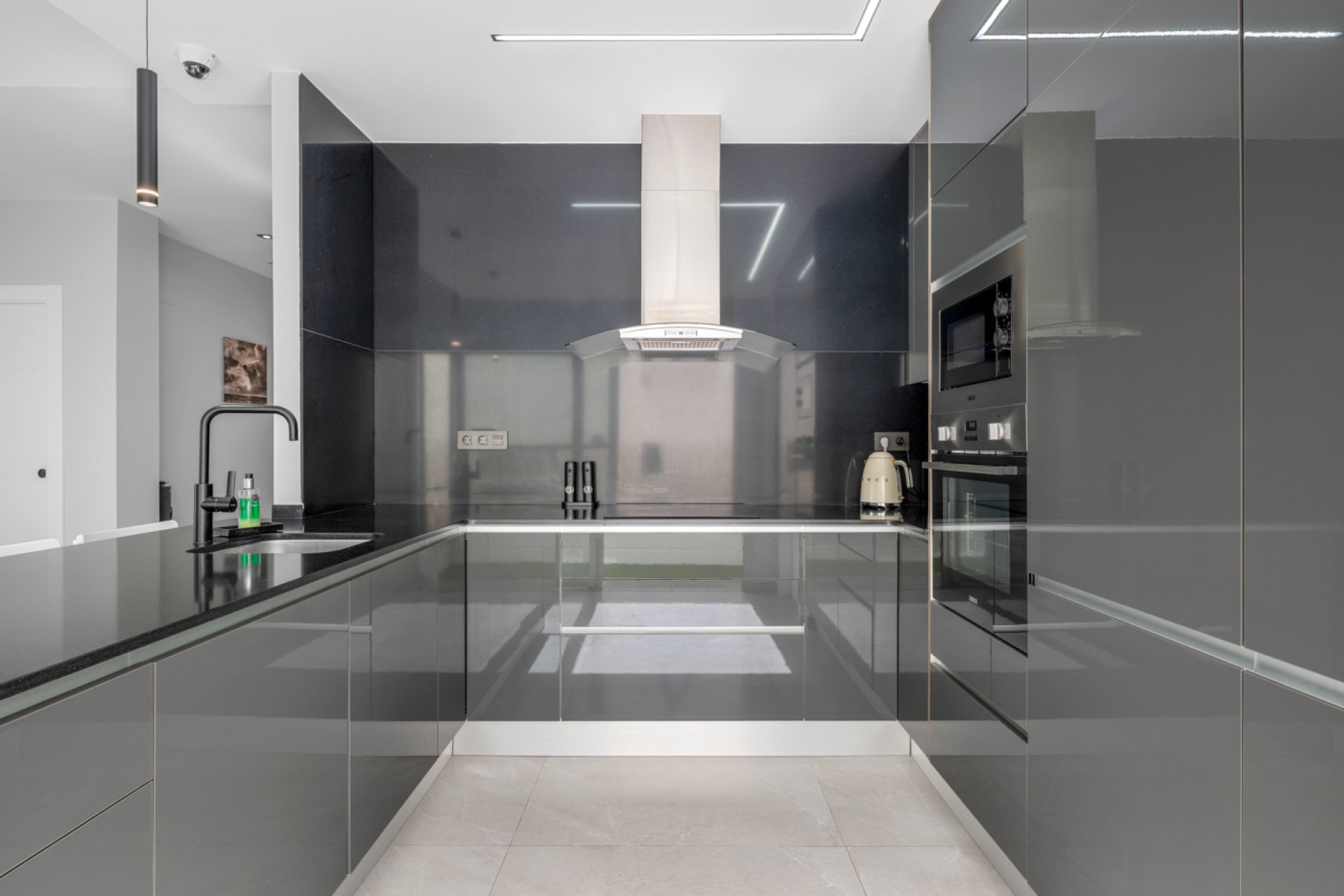 Resale - Villa - Orihuela Costa - Villamartín