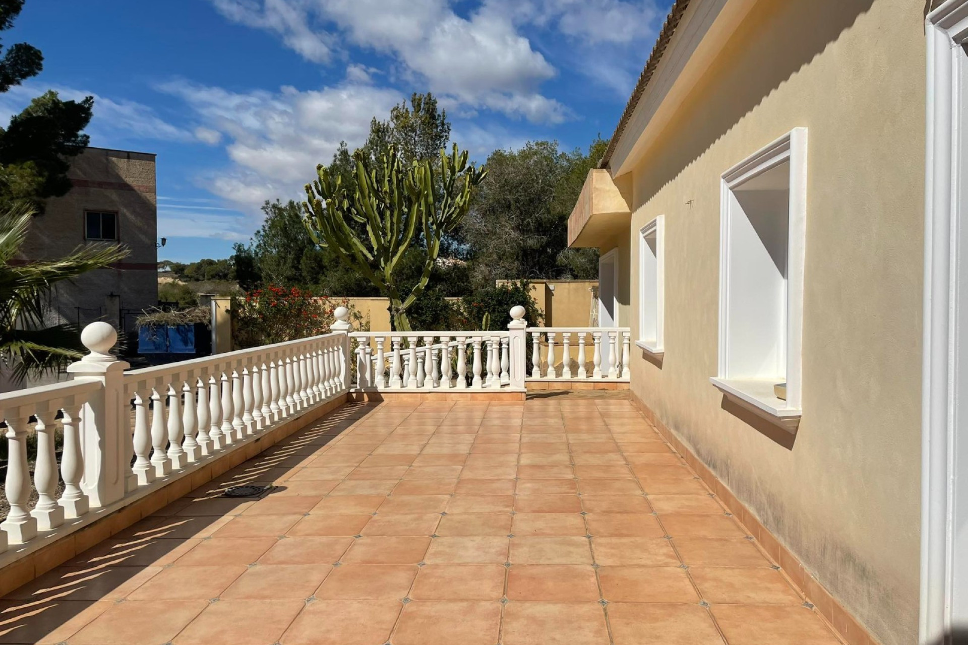 Resale - Villa - Orihuela Costa - Villamartín