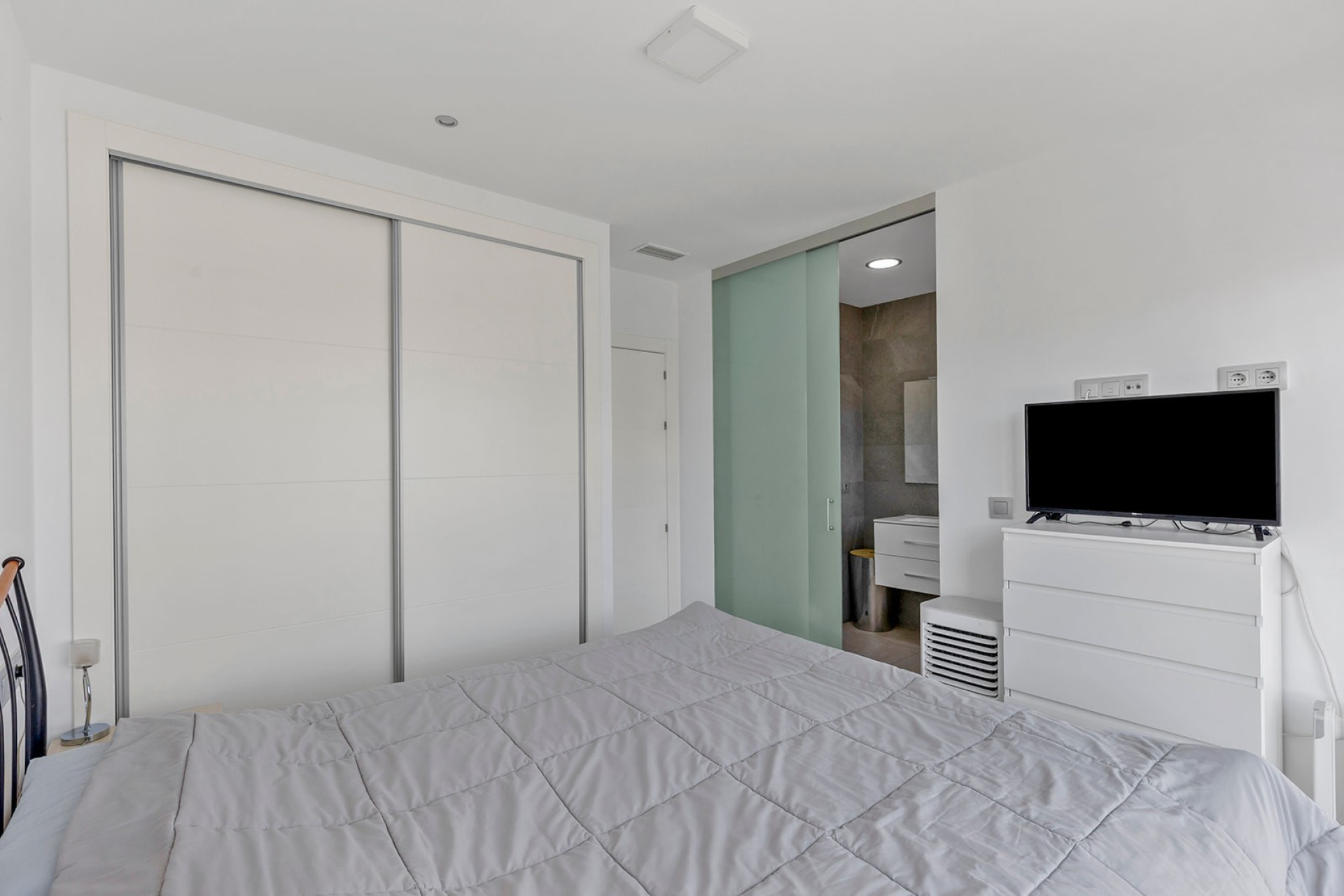 Resale - Villa - Orihuela Costa - Vistabella Golf