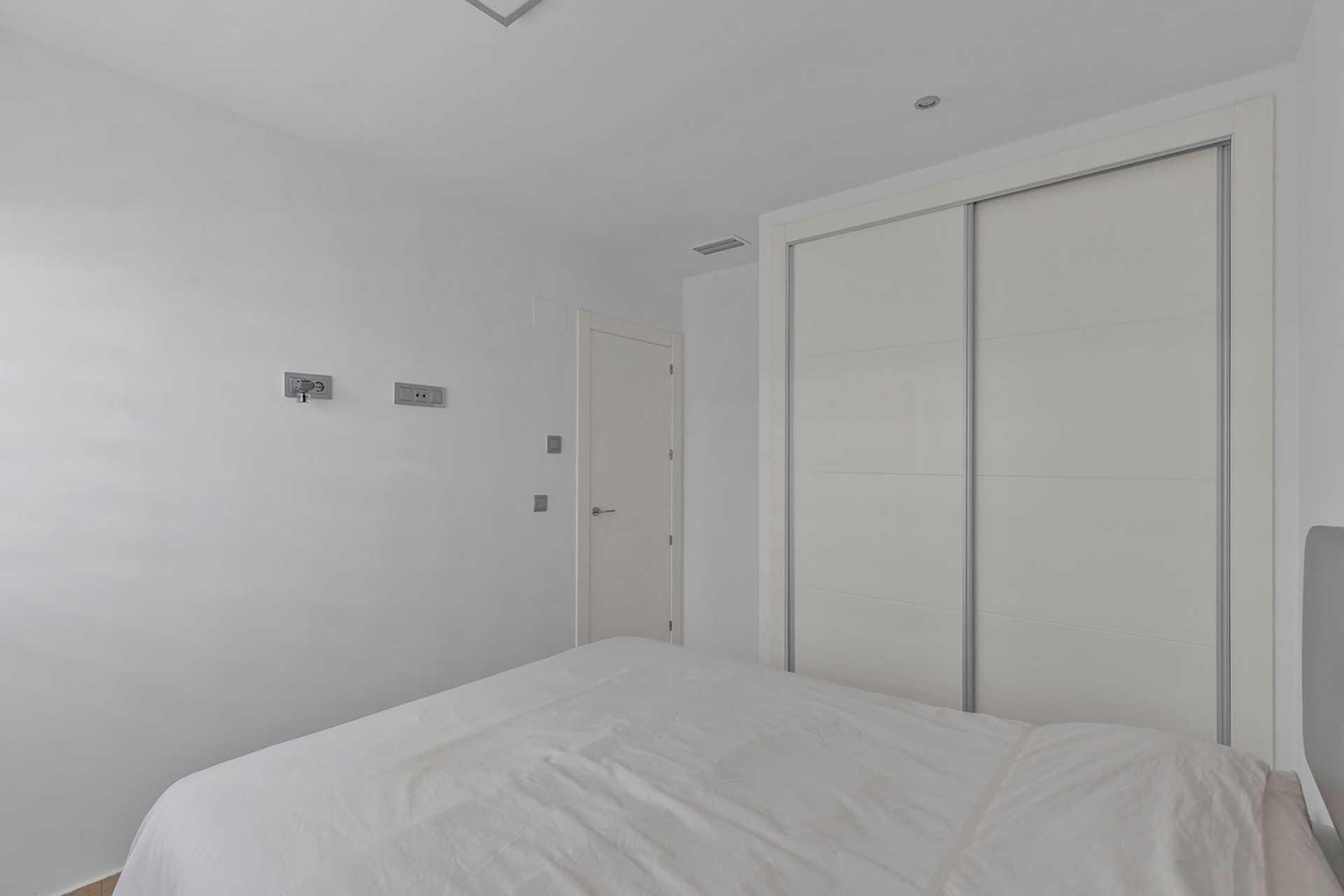 Resale - Villa - Orihuela Costa - Vistabella Golf