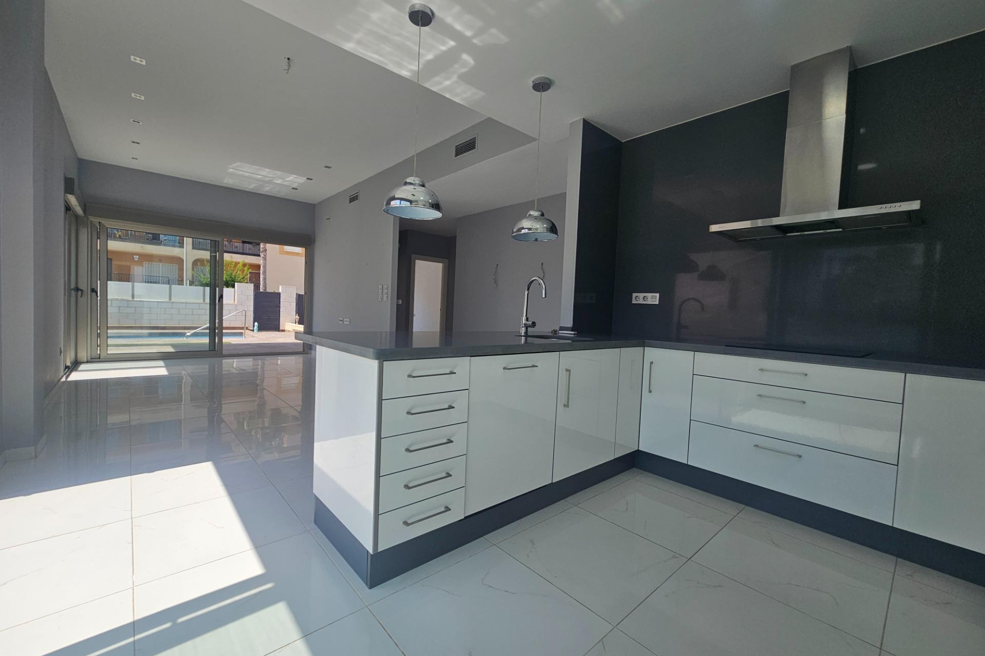 Resale - Villa - Orihuela - La Matanza