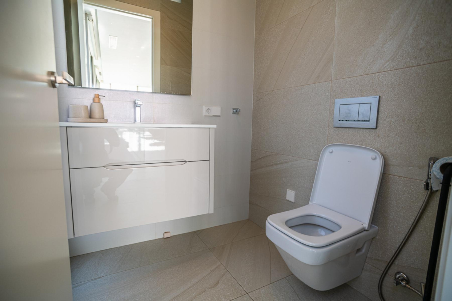 Resale - Villa - Orihuela - Las Colinas Golf