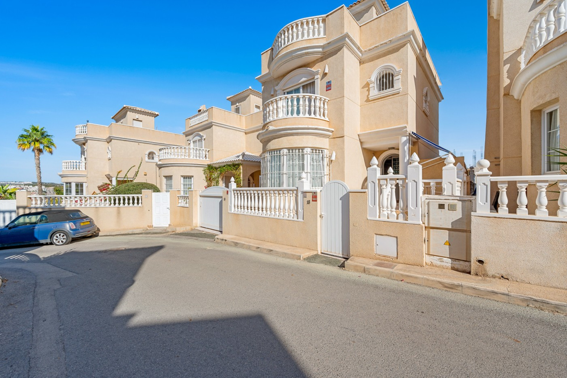 Resale - Villa - Orihuela - Los Altos