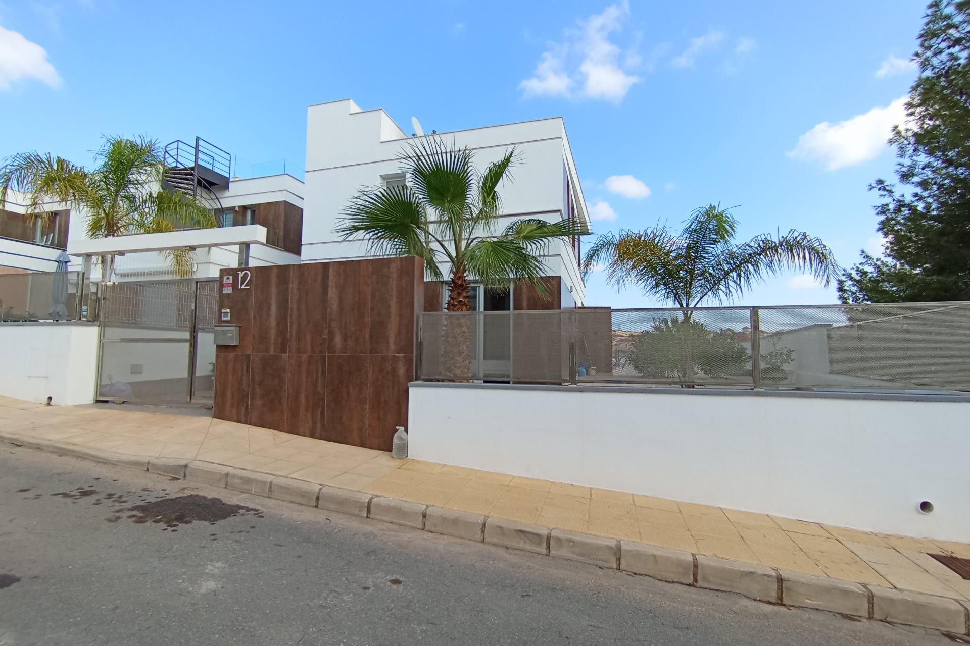 Resale - Villa - Orihuela - Orihuela Ciudad
