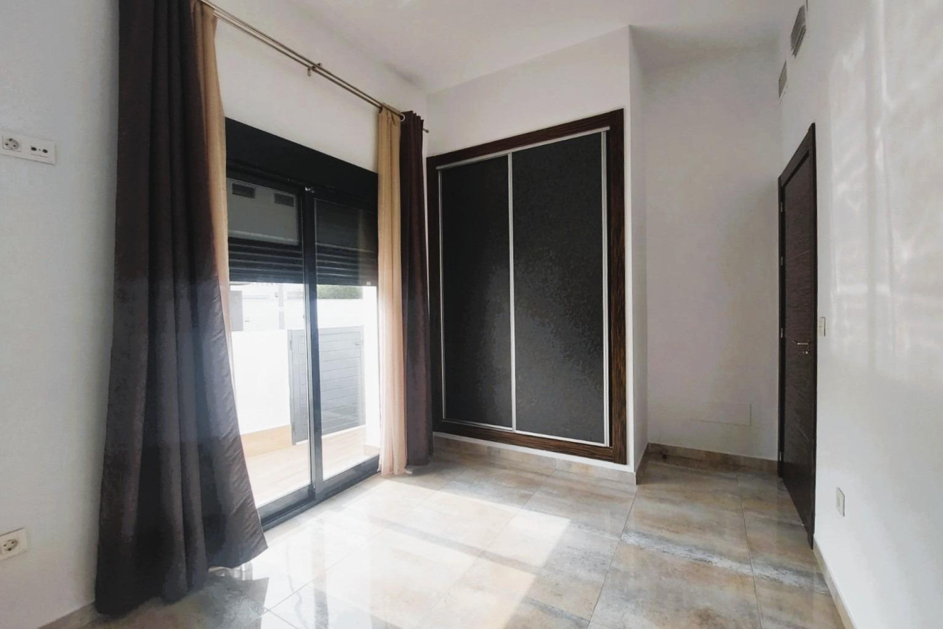 Resale - Villa - Pilar de la Horadada - Torre de la Horadada