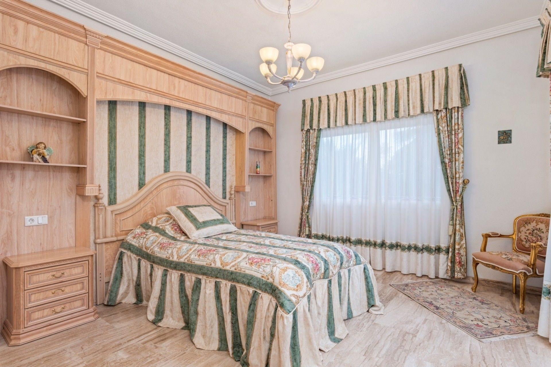 Resale - Villa - Rojales - Centro de la Ciudad Quesada