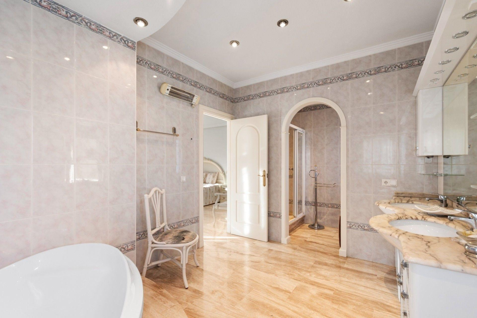 Resale - Villa - Rojales - Centro de la Ciudad Quesada