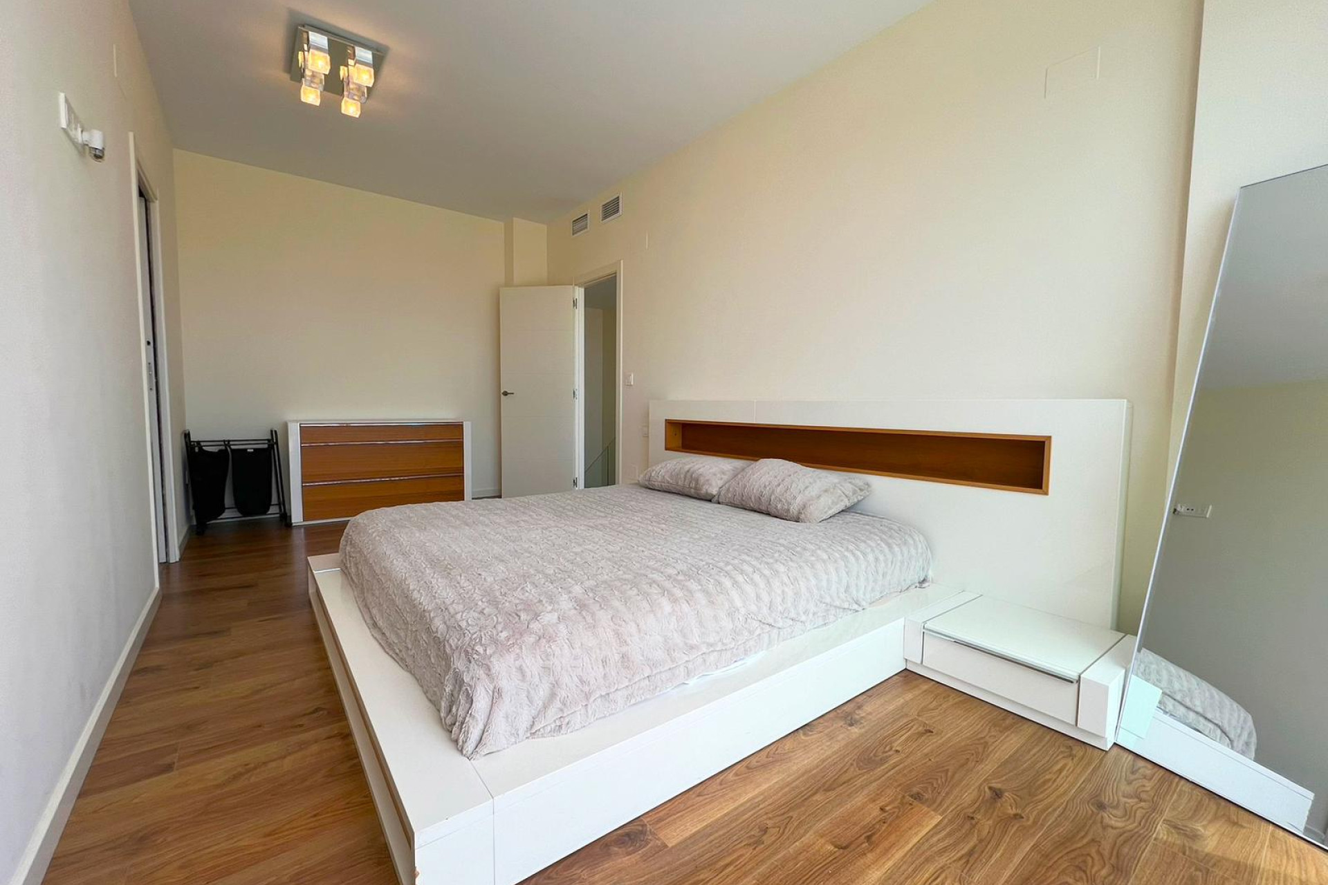 Resale - Villa - San Fulgencio