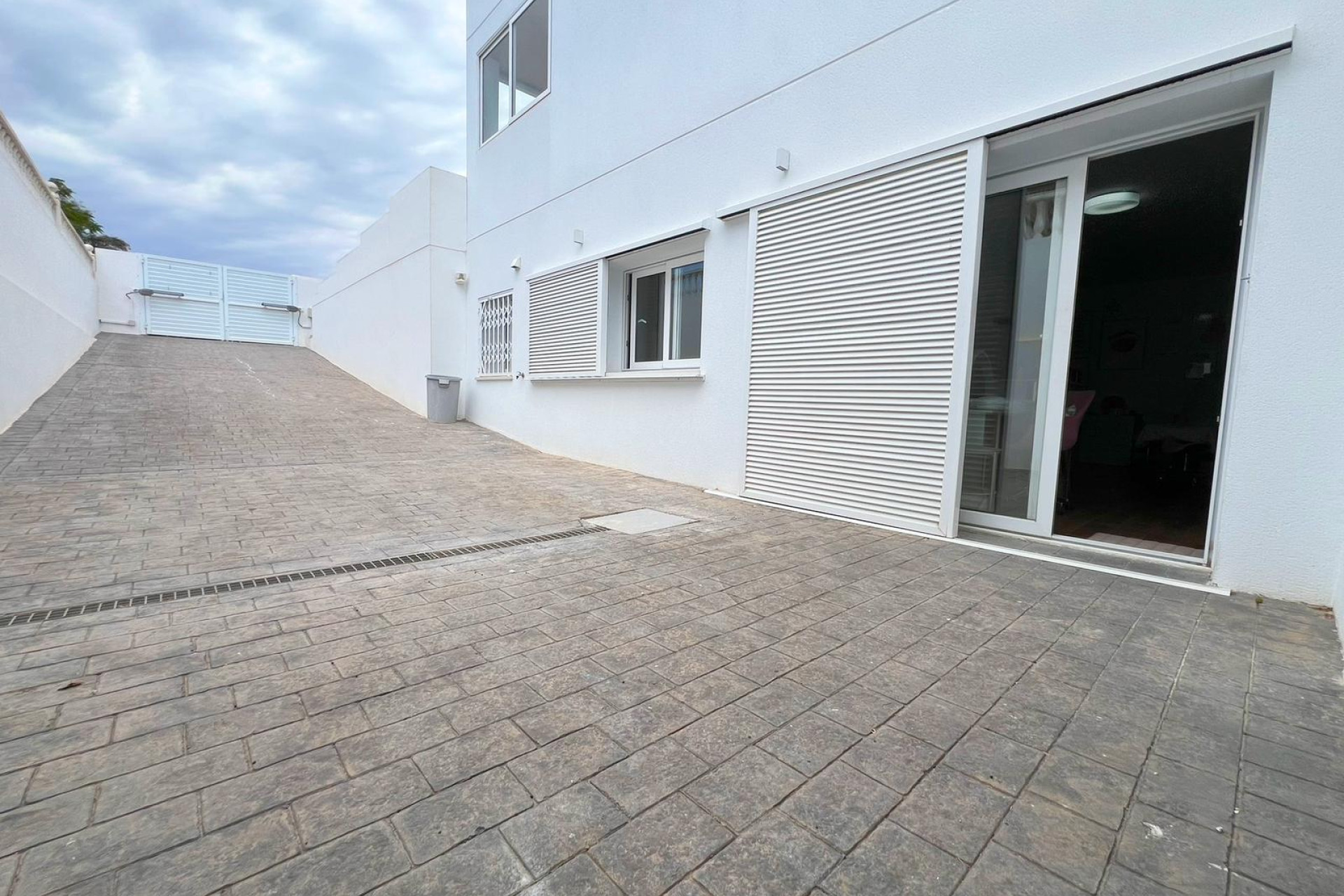 Resale - Villa - San Fulgencio
