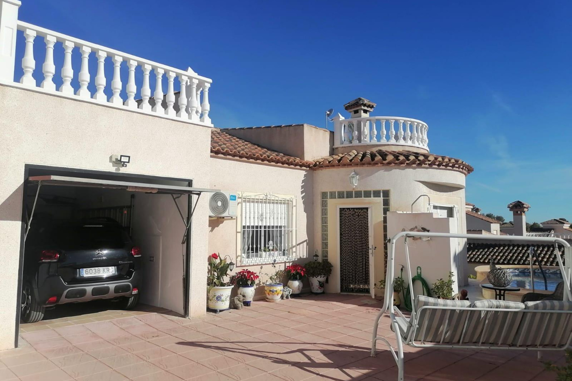 Resale - Villa - San Miguel de Salinas - Centro