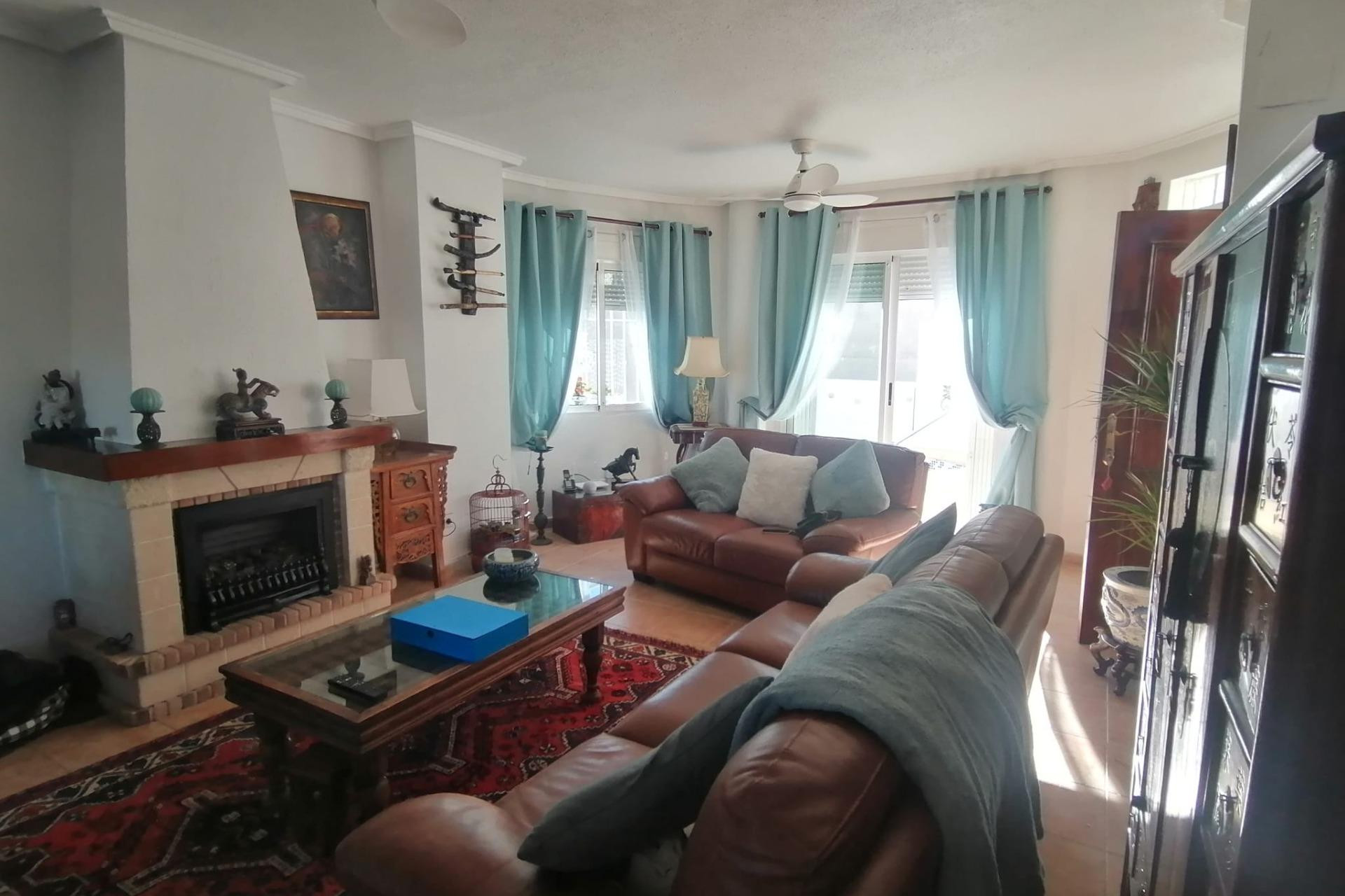 Resale - Villa - San Miguel de Salinas - Centro