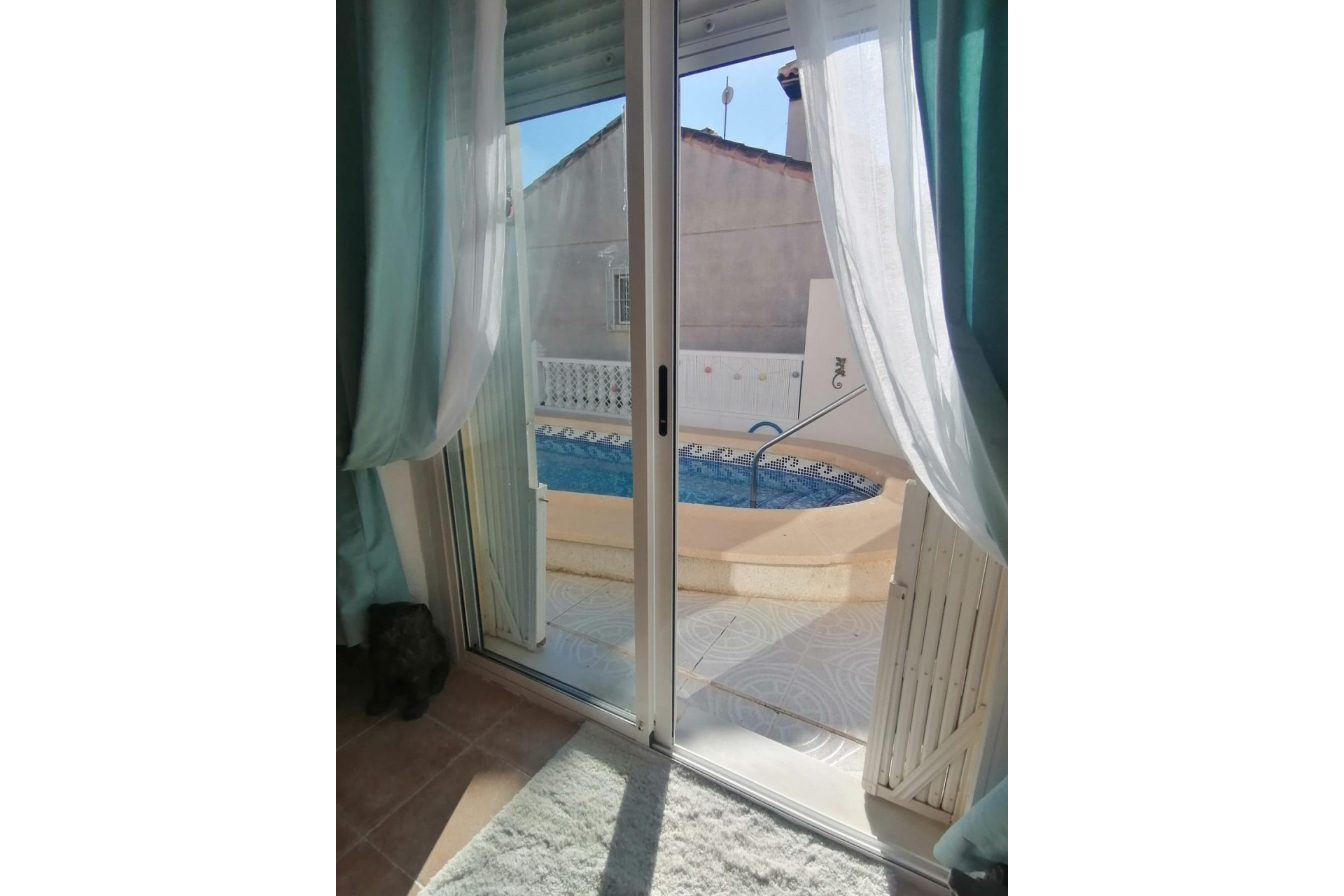 Resale - Villa - San Miguel de Salinas - Centro