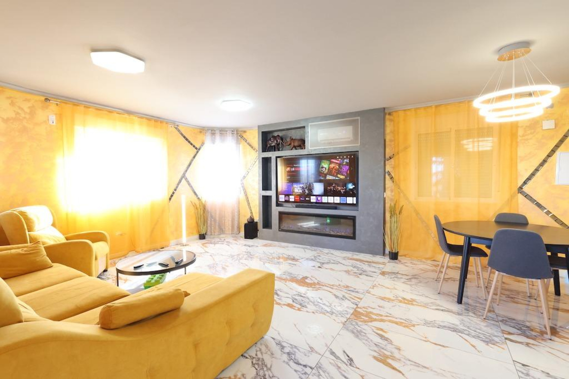 Resale - Villa - San Miguel de Salinas - Residencial los flamencos