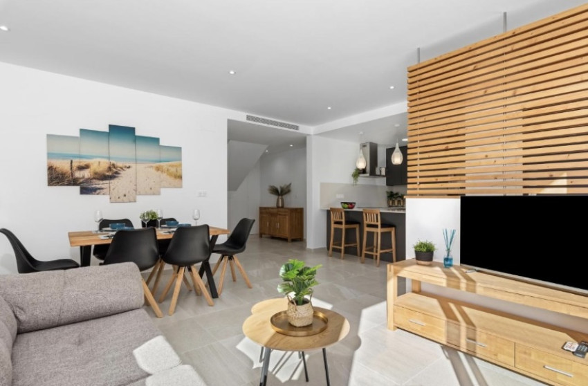 Resale - Villa - San Miguel de Salinas