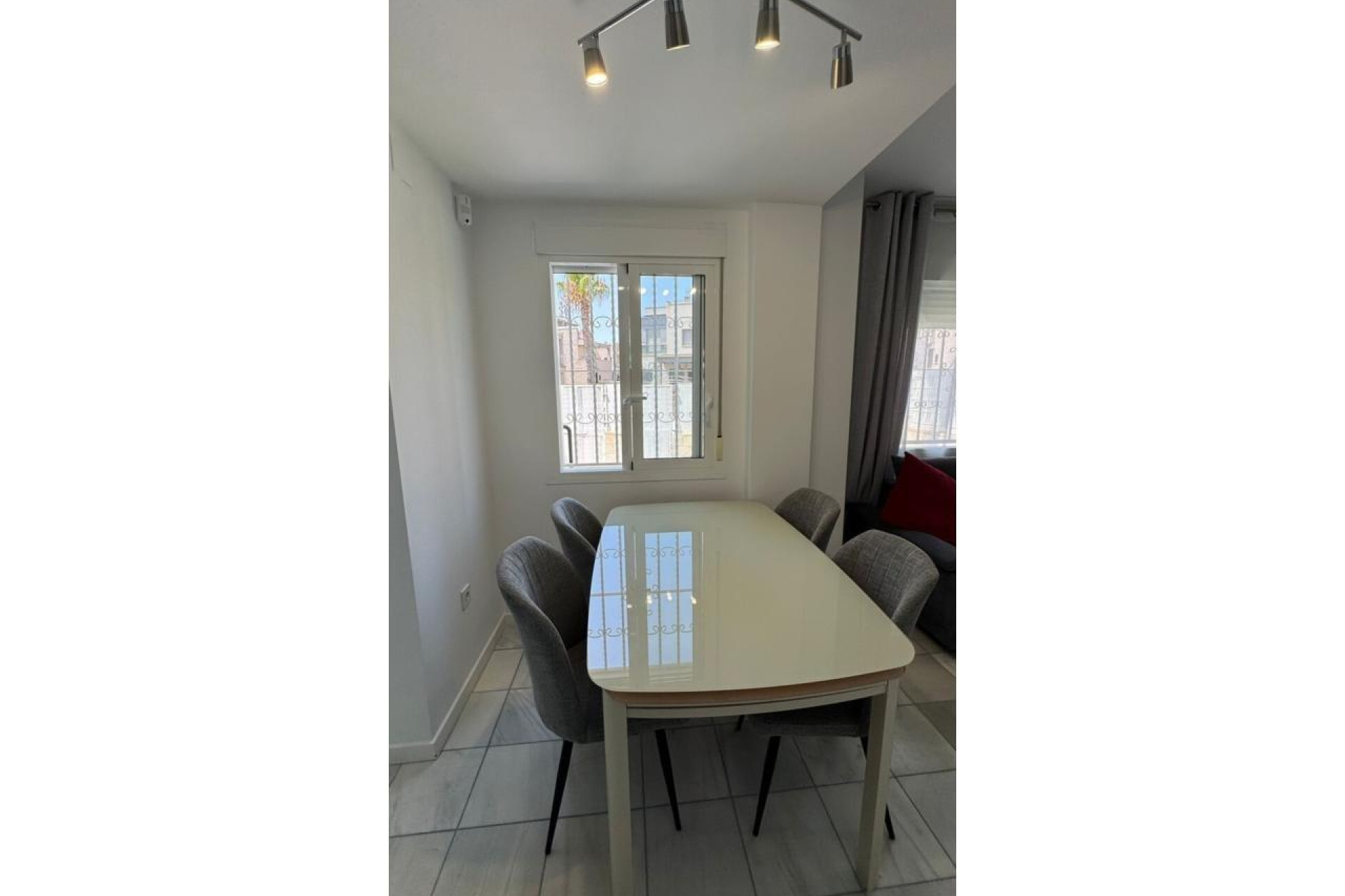 Resale - Villa - Torrevieja - Aguas nuevas 2