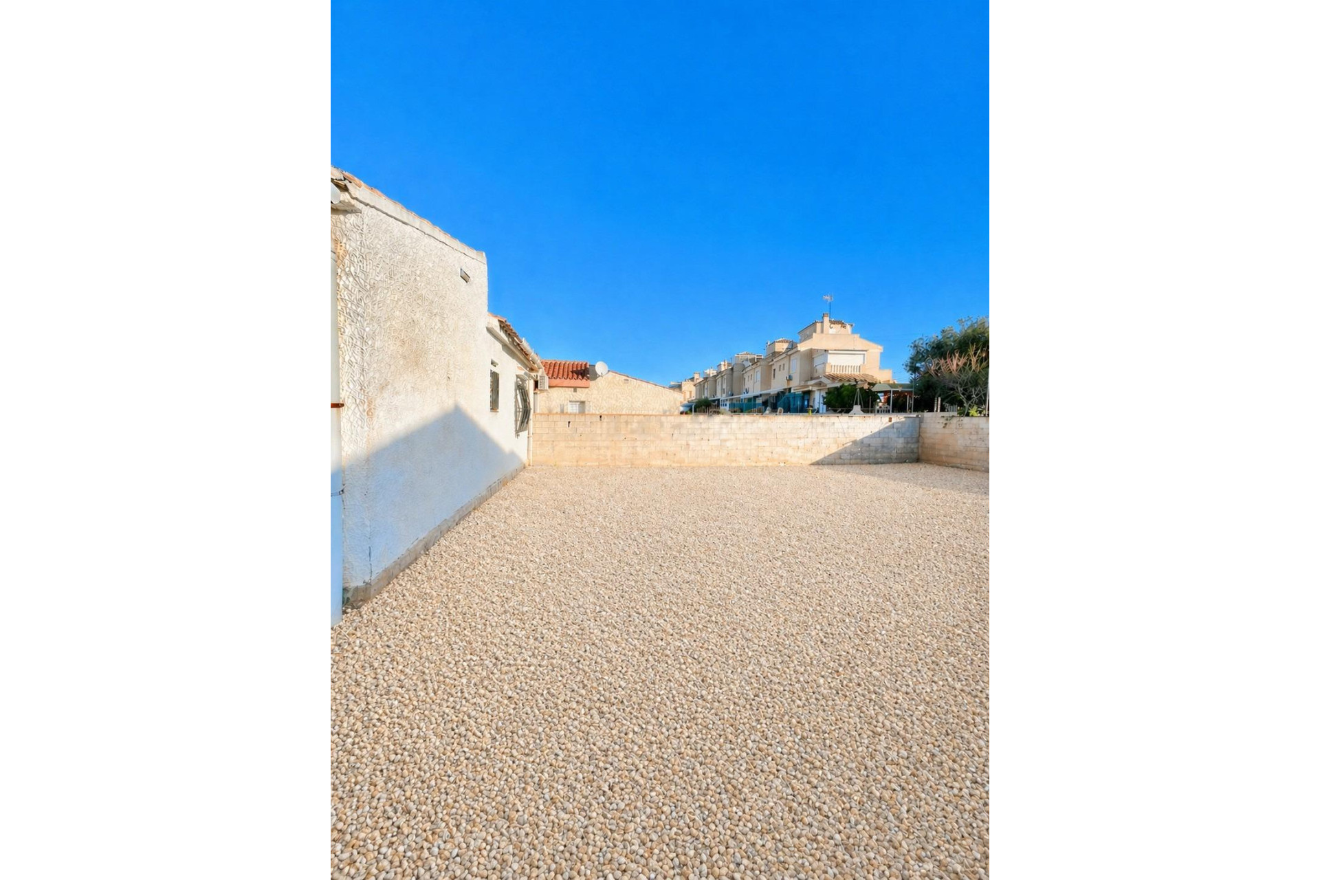 Resale - Villa - Torrevieja - Aguas Nuevas