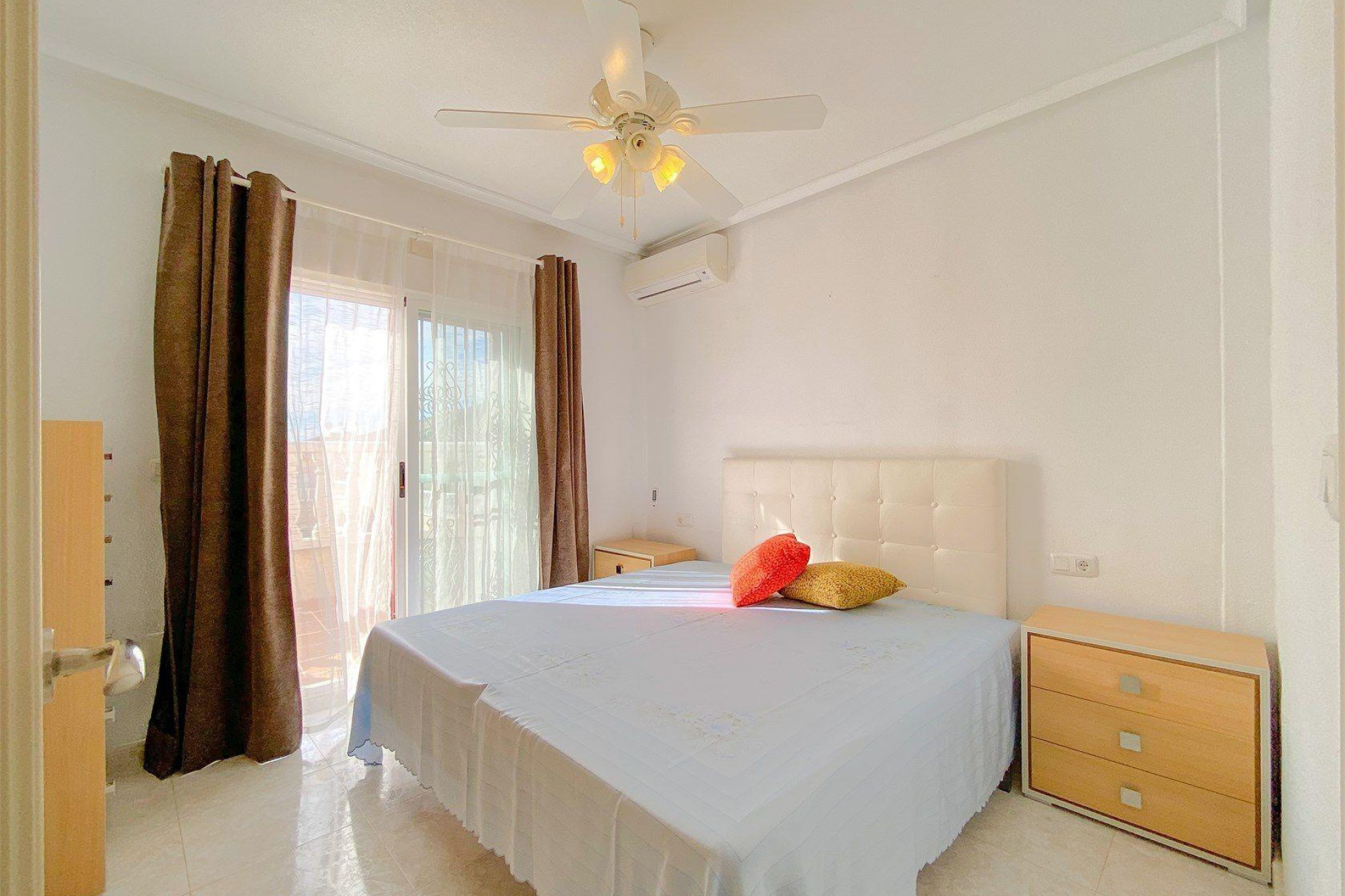 Resale - Villa - Torrevieja - Cañada del Molino