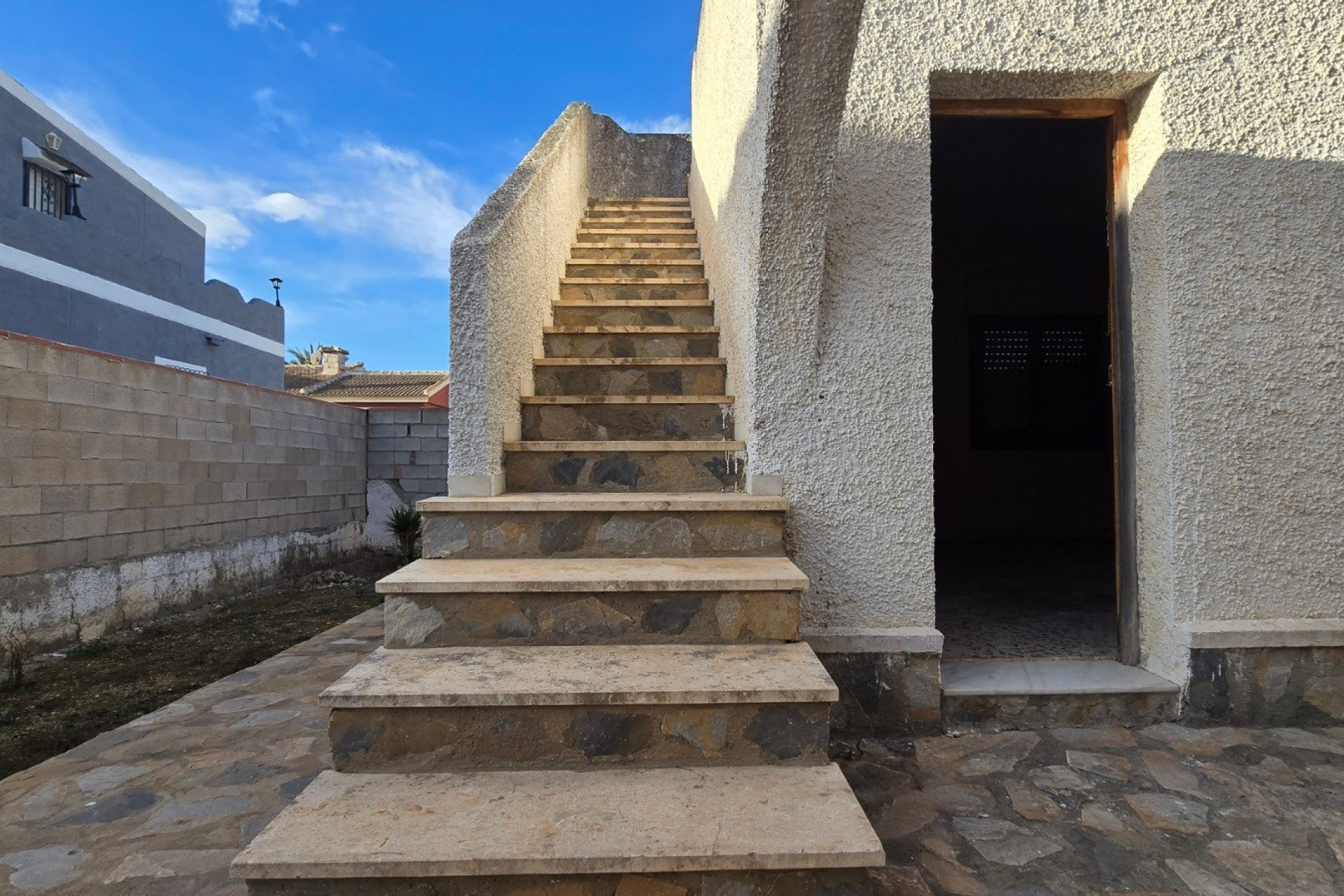 Resale - Villa - Torrevieja - El Chaparal