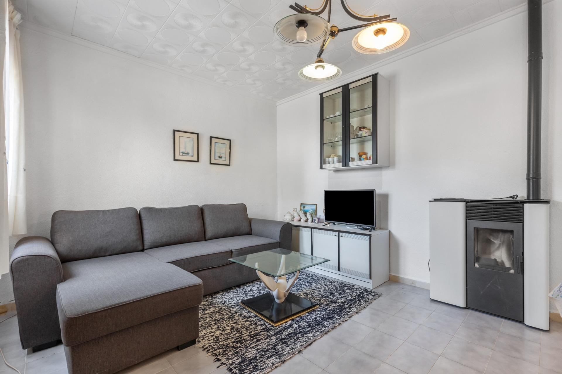 Resale - Villa - Torrevieja - El chaparral