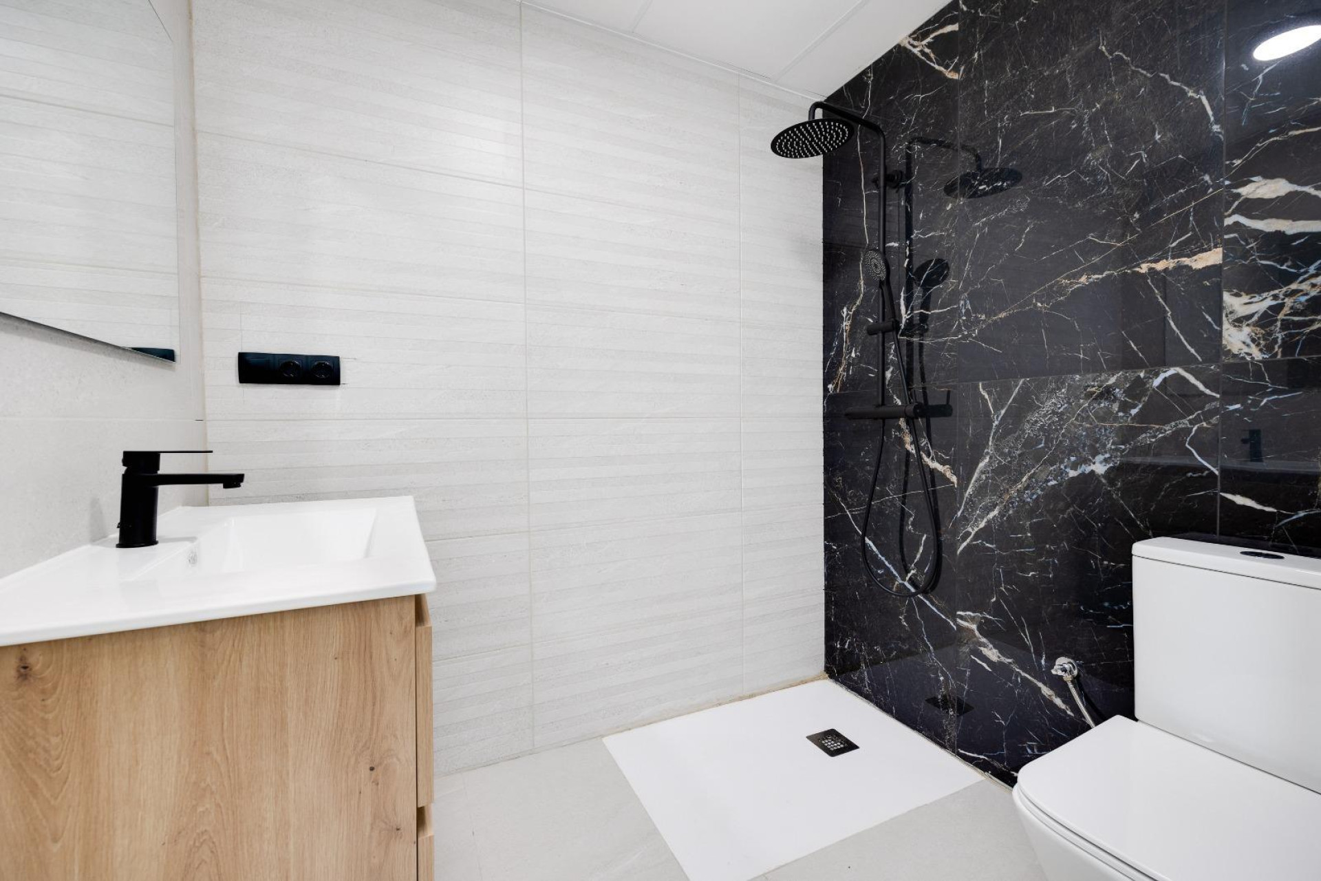 Resale - Villa - Torrevieja - El limonar