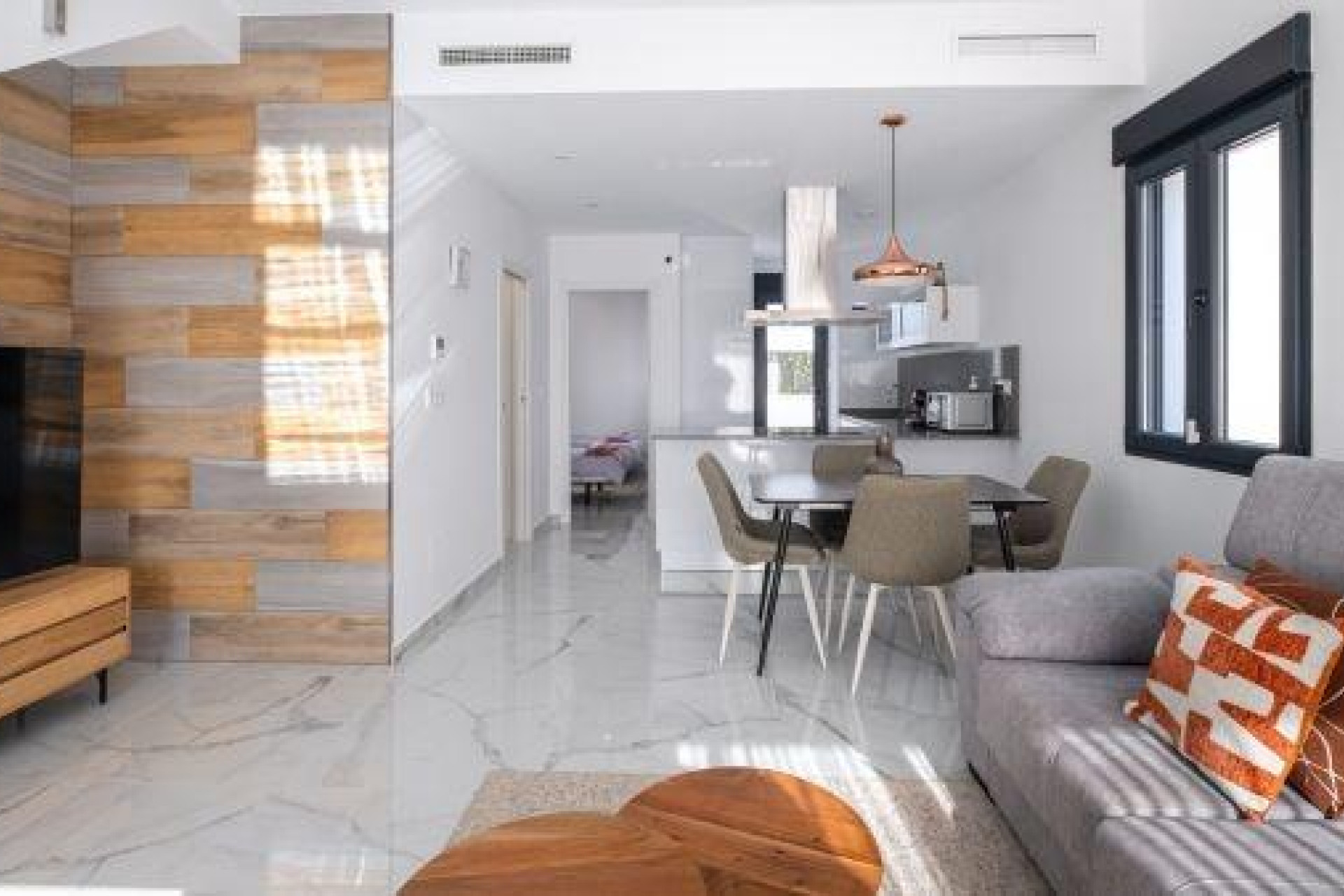 Resale - Villa - Torrevieja - El limonar