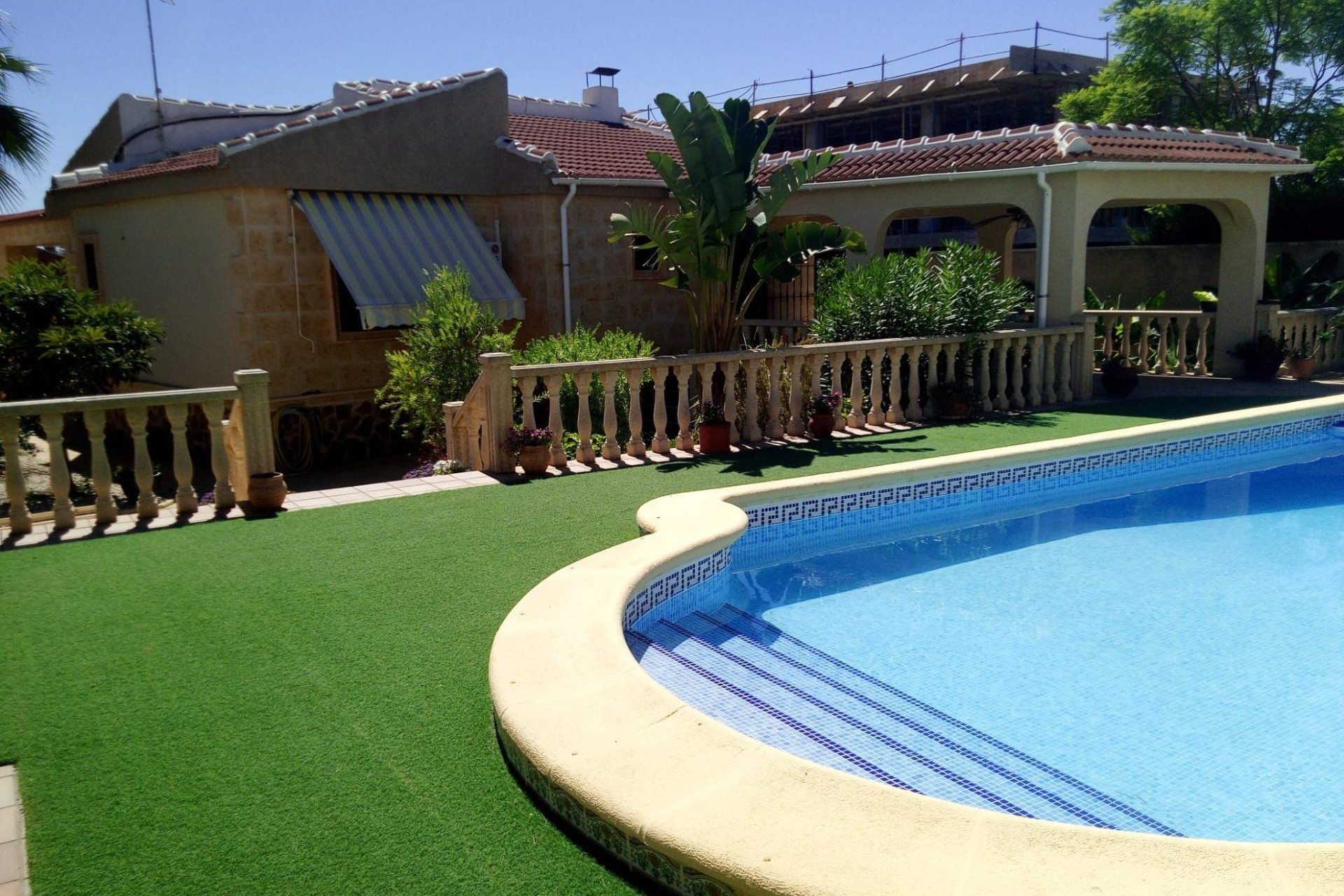 Resale - Villa - Torrevieja - Eliseos playa