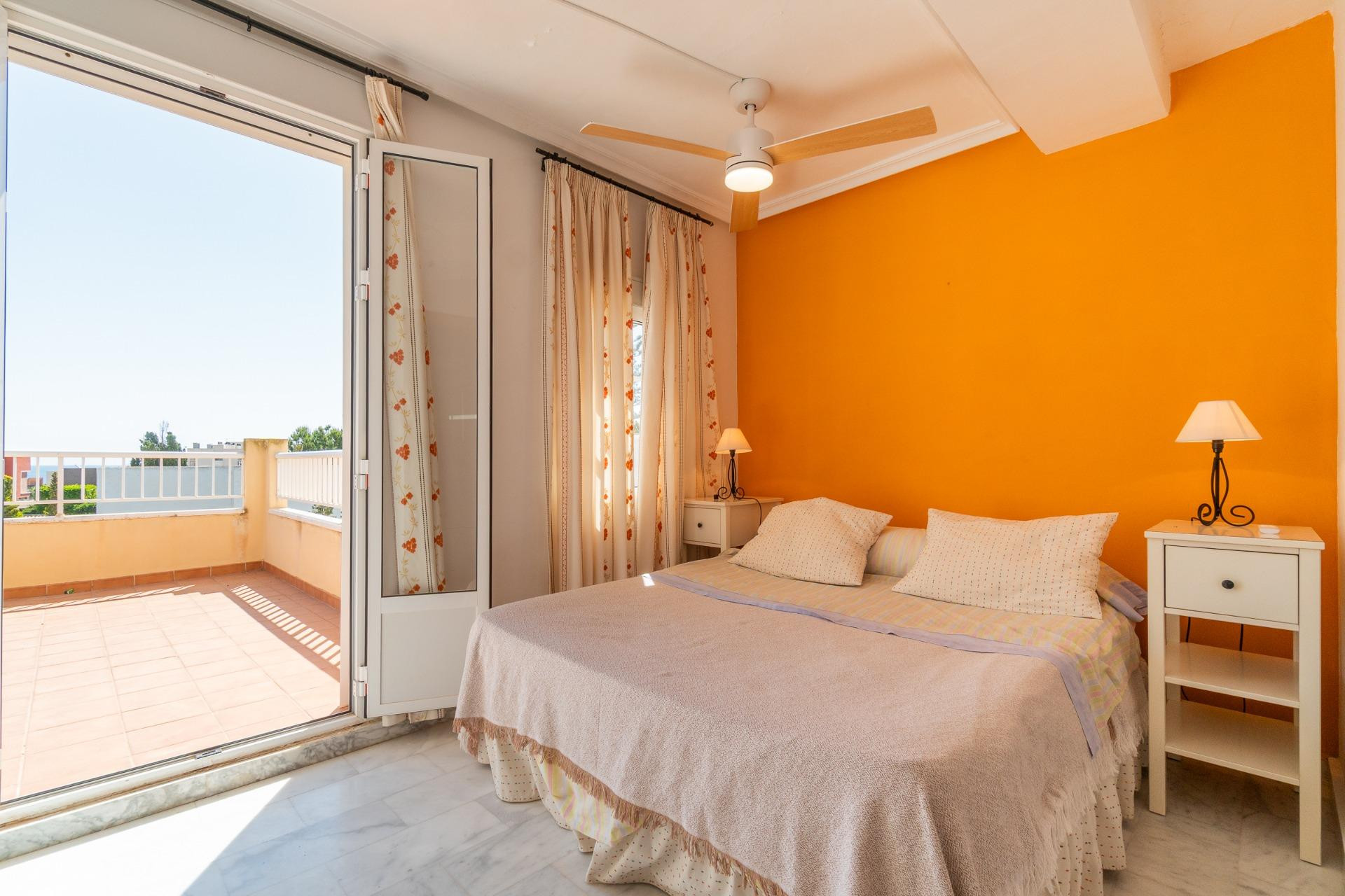 Resale - Villa - Torrevieja - La Mata