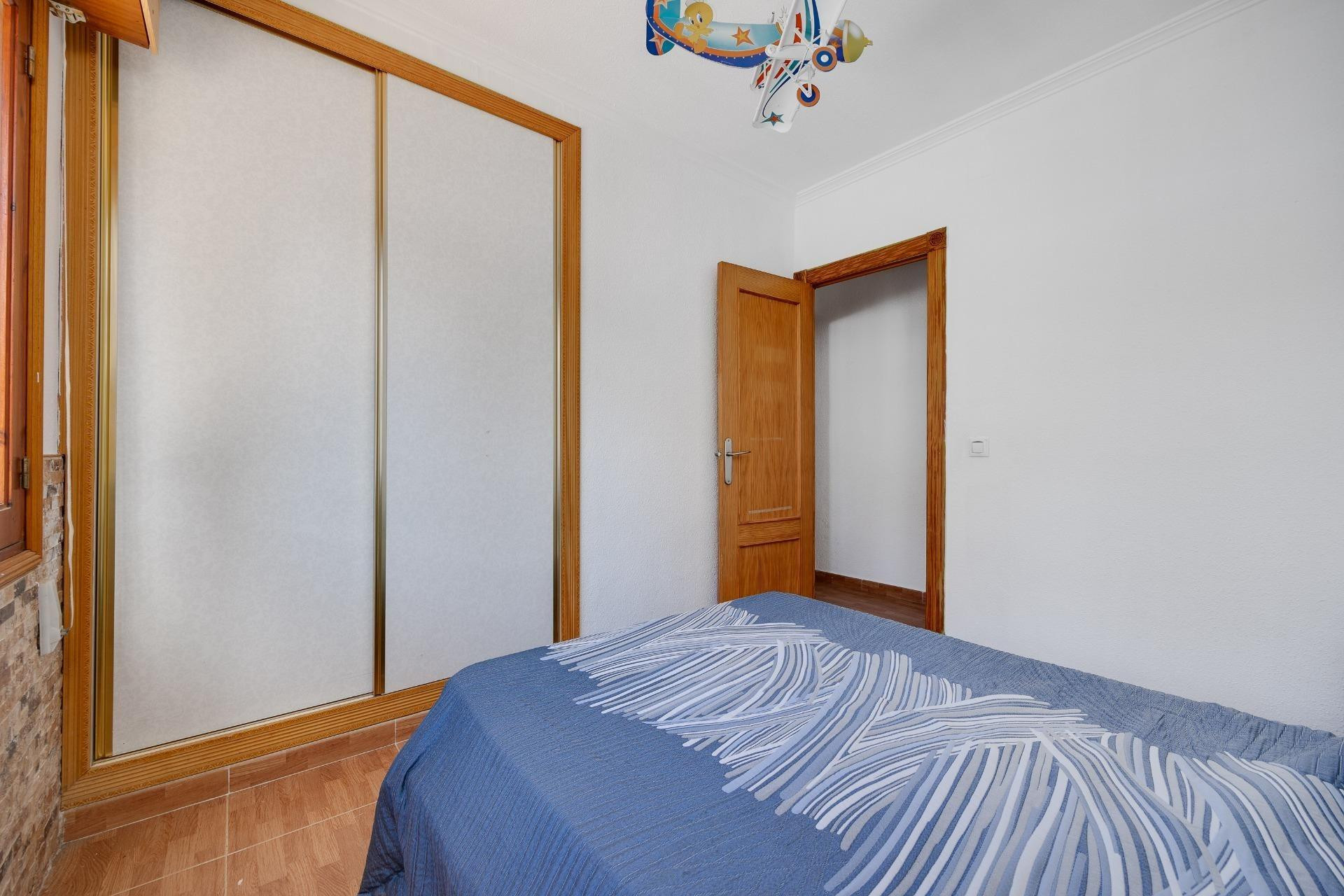 Resale - Villa - Torrevieja - La Siesta - El Salado - Torreta