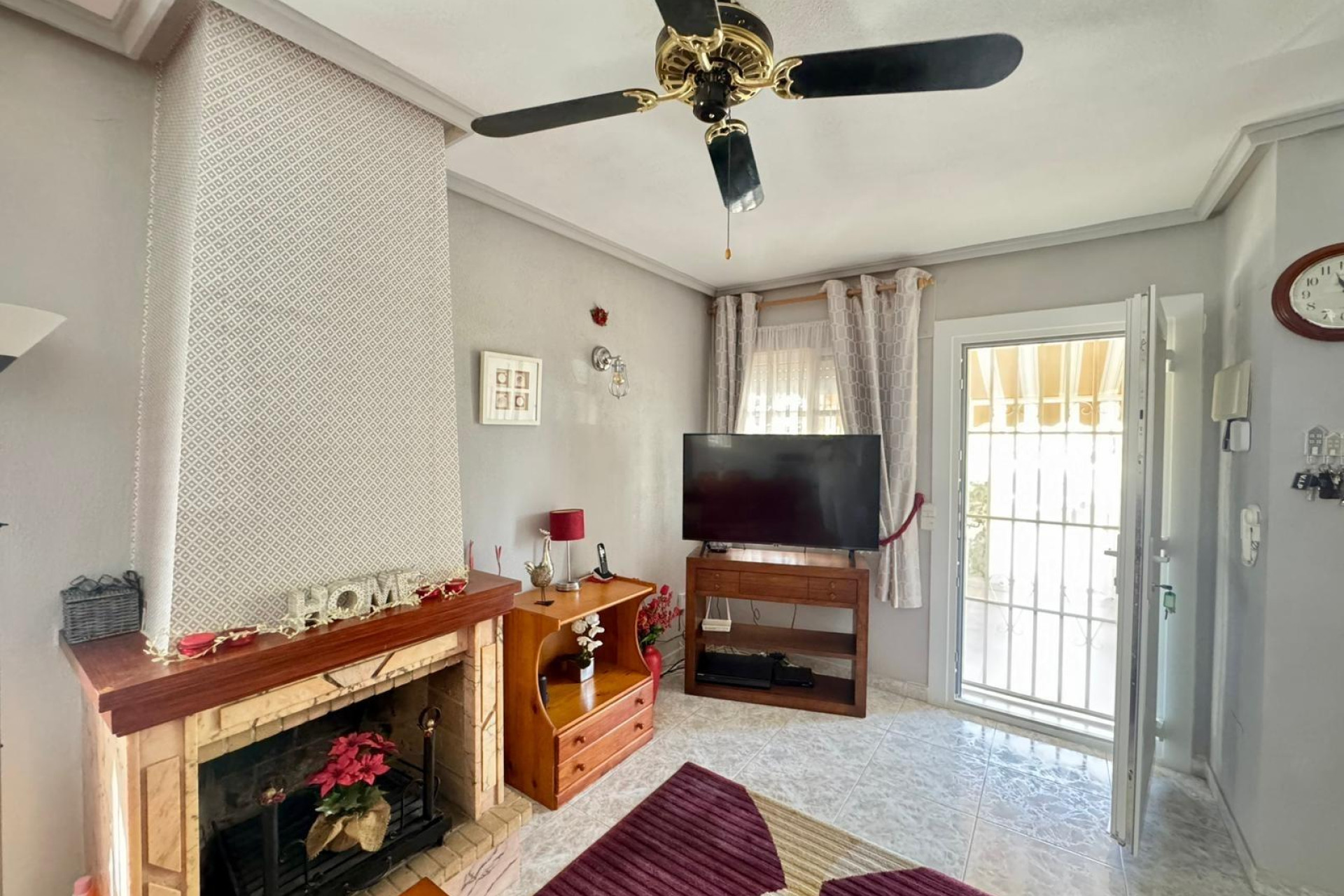 Resale - Villa - Torrevieja - Los altos