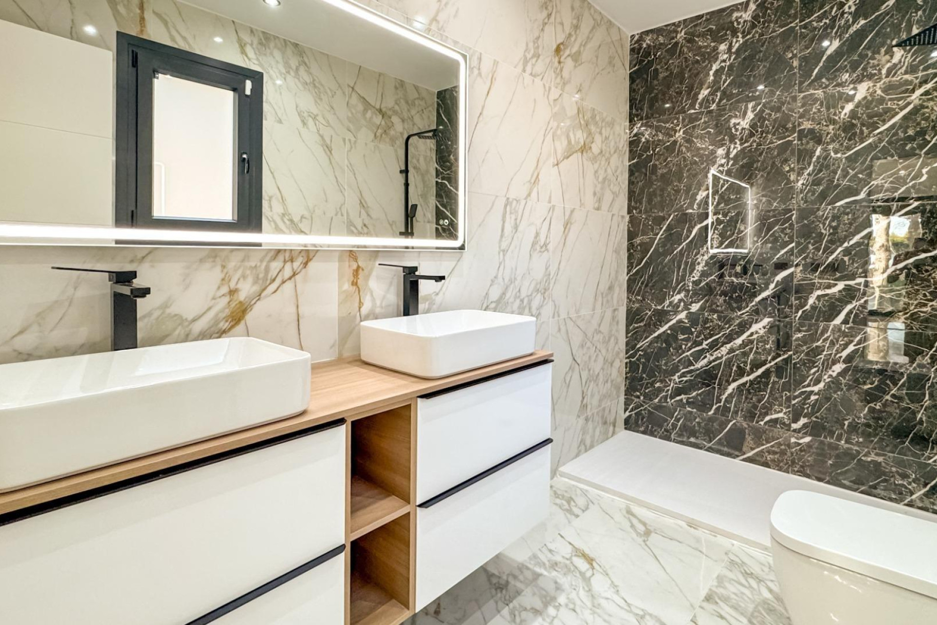 Resale - Villa - Torrevieja - Los balcones