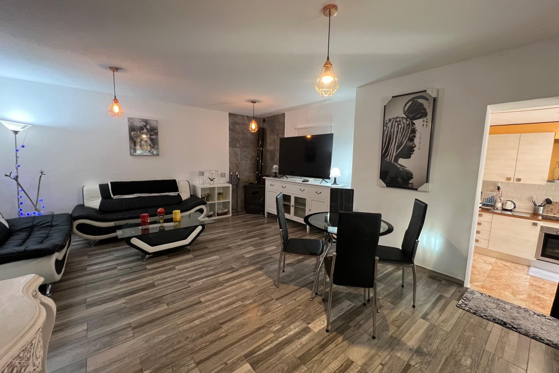 Resale - Villa - Torrevieja - Playa del cura