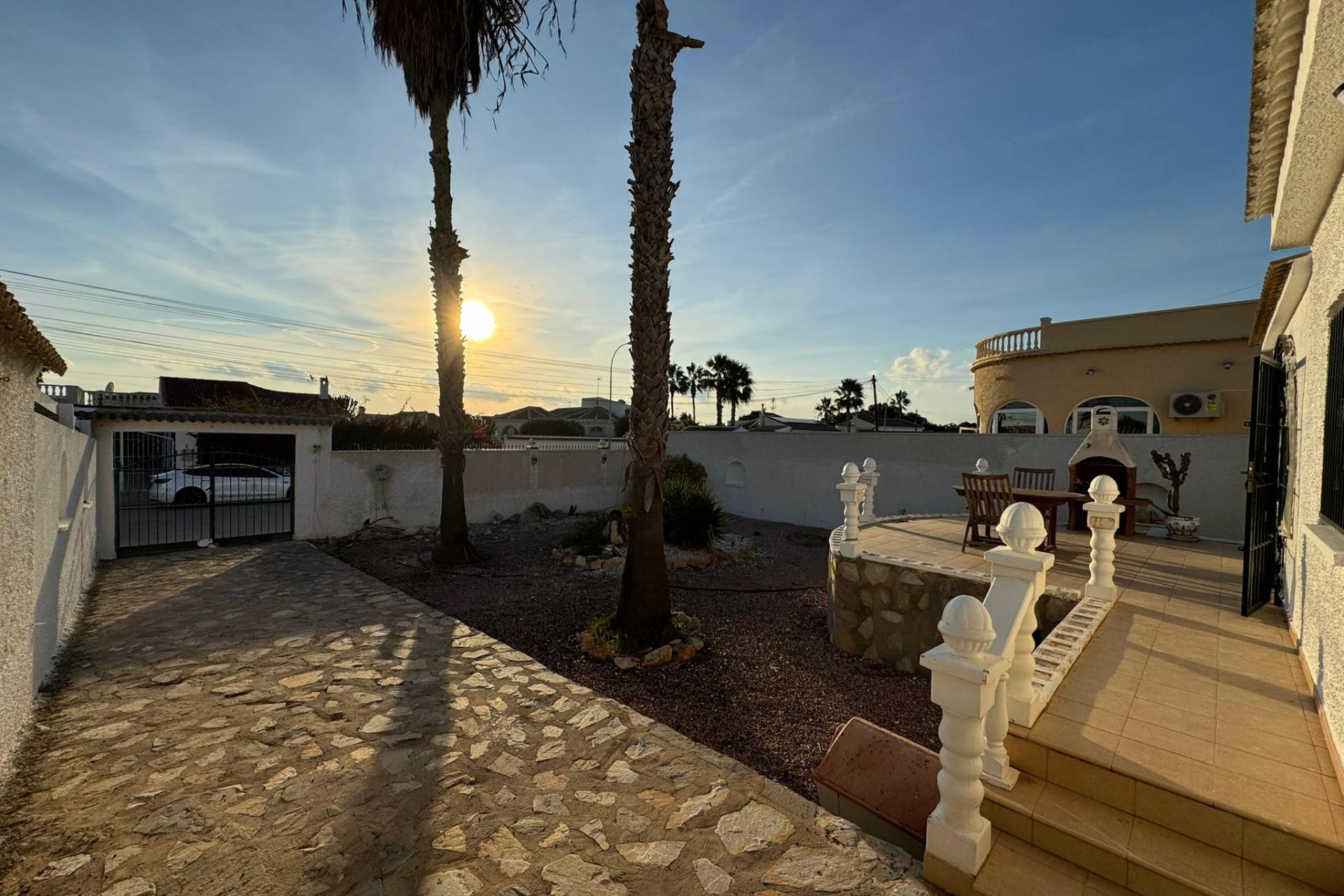 Resale - Villa - Torrevieja - San luis