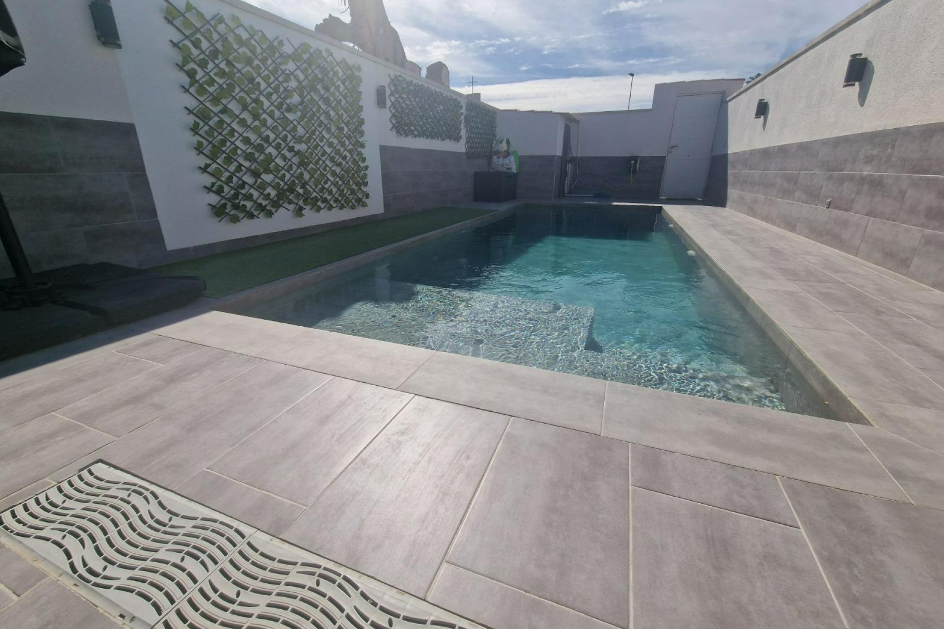 Resale - Villa - Torrevieja - Torreta florida