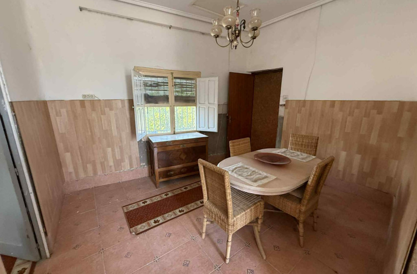 Resale - Village house - Almoradí