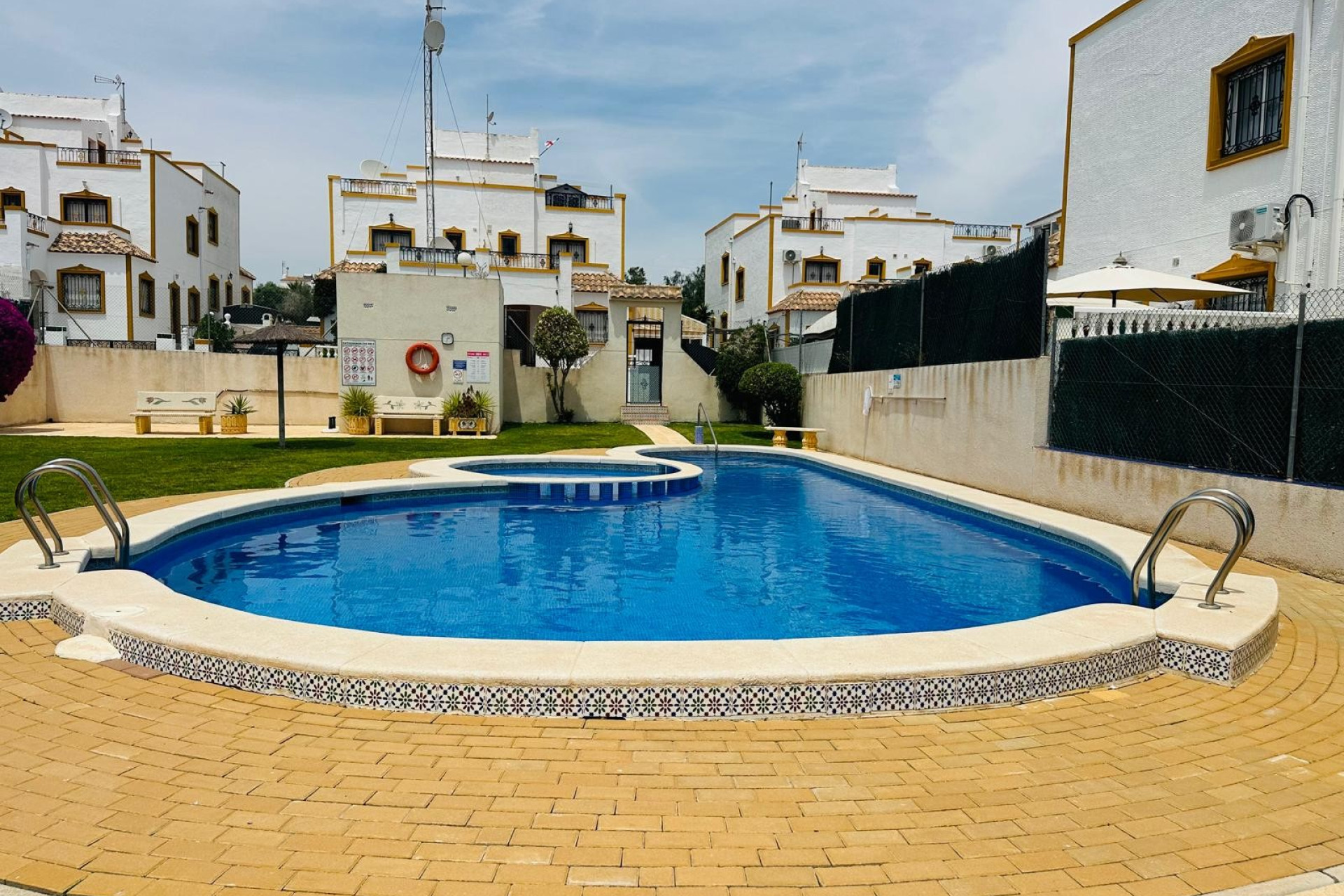 Reventa - Adosado - Orihuela - Entre Naranjos Vistabella