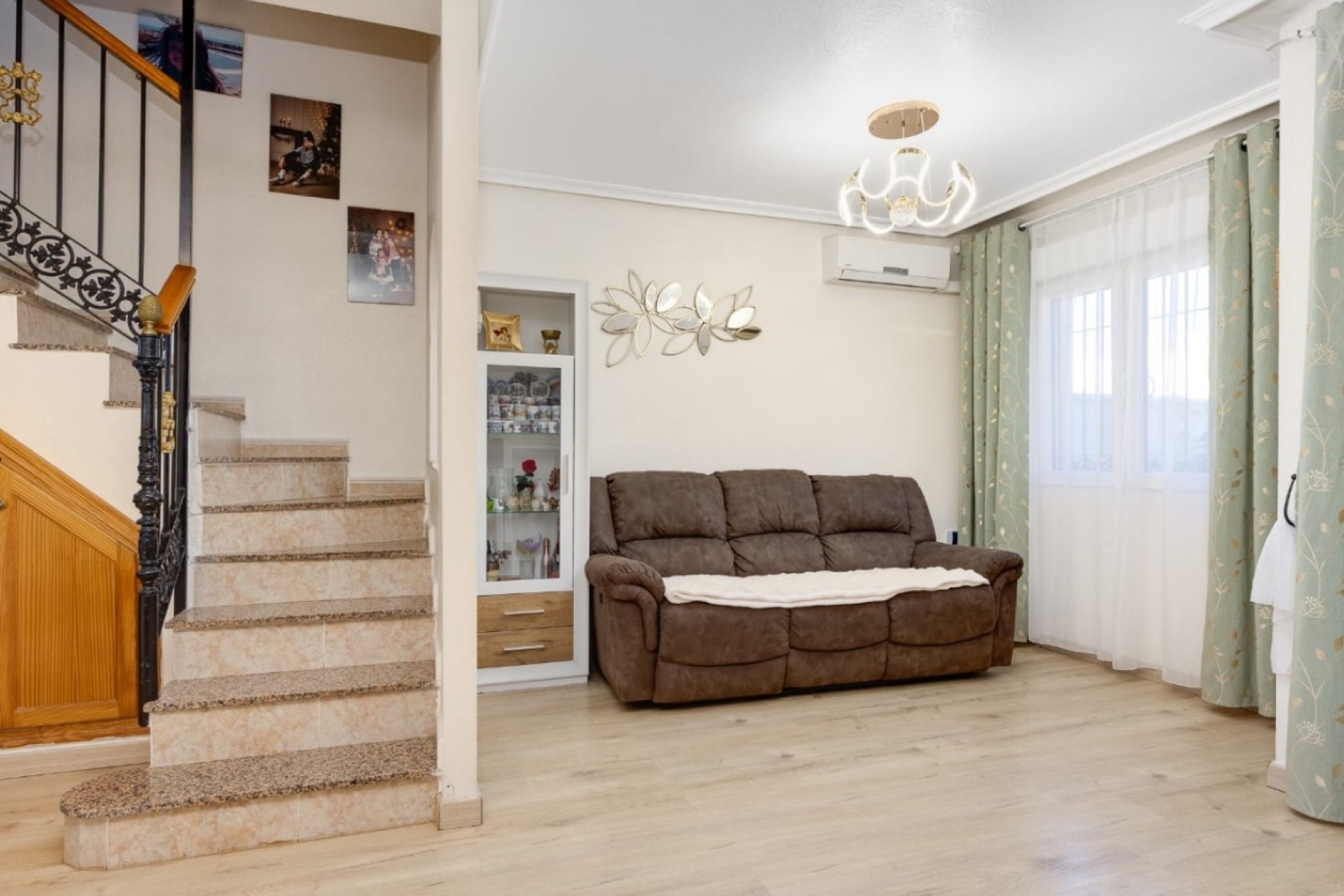 Reventa - Adosado - Torrevieja - Aguas Nuevas