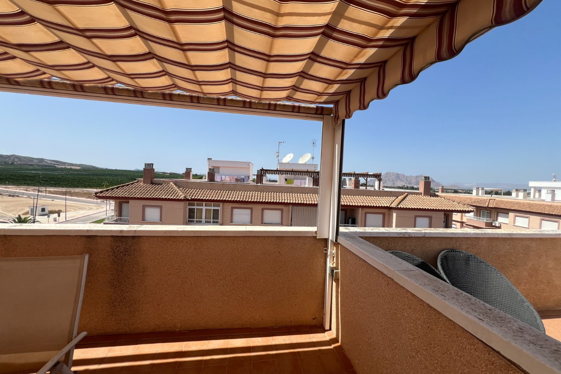 Reventa - Apartamento - Sin dormitorio - Algorfa - Pueblo