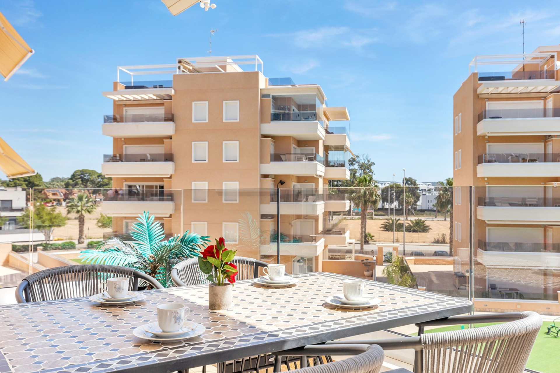 Reventa - Apartamento - Sin dormitorio - Guardamar del Segura - EL RASO