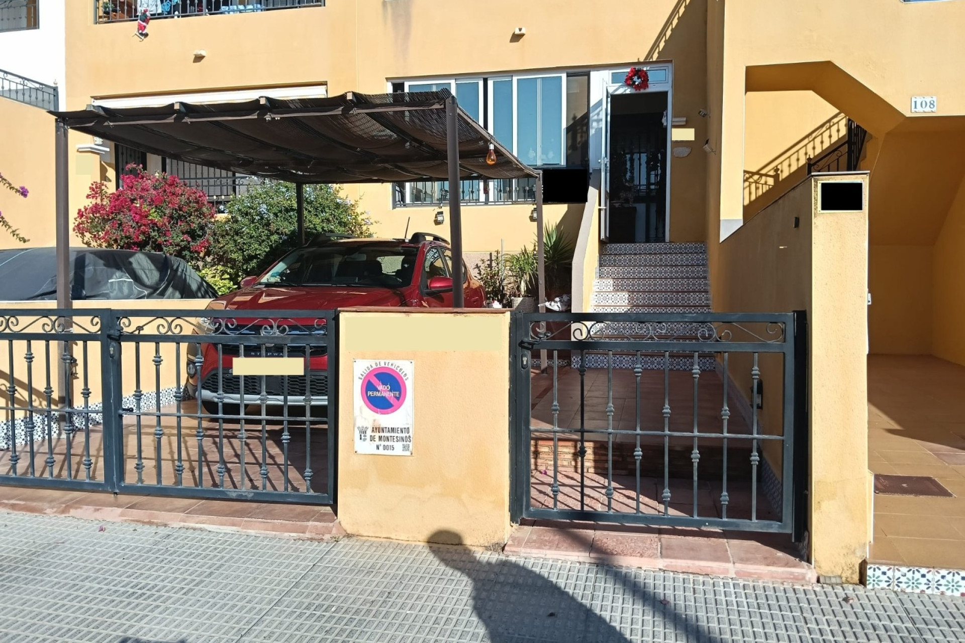 Reventa - Apartamento - Sin dormitorio - Los Montesinos - La Herrada