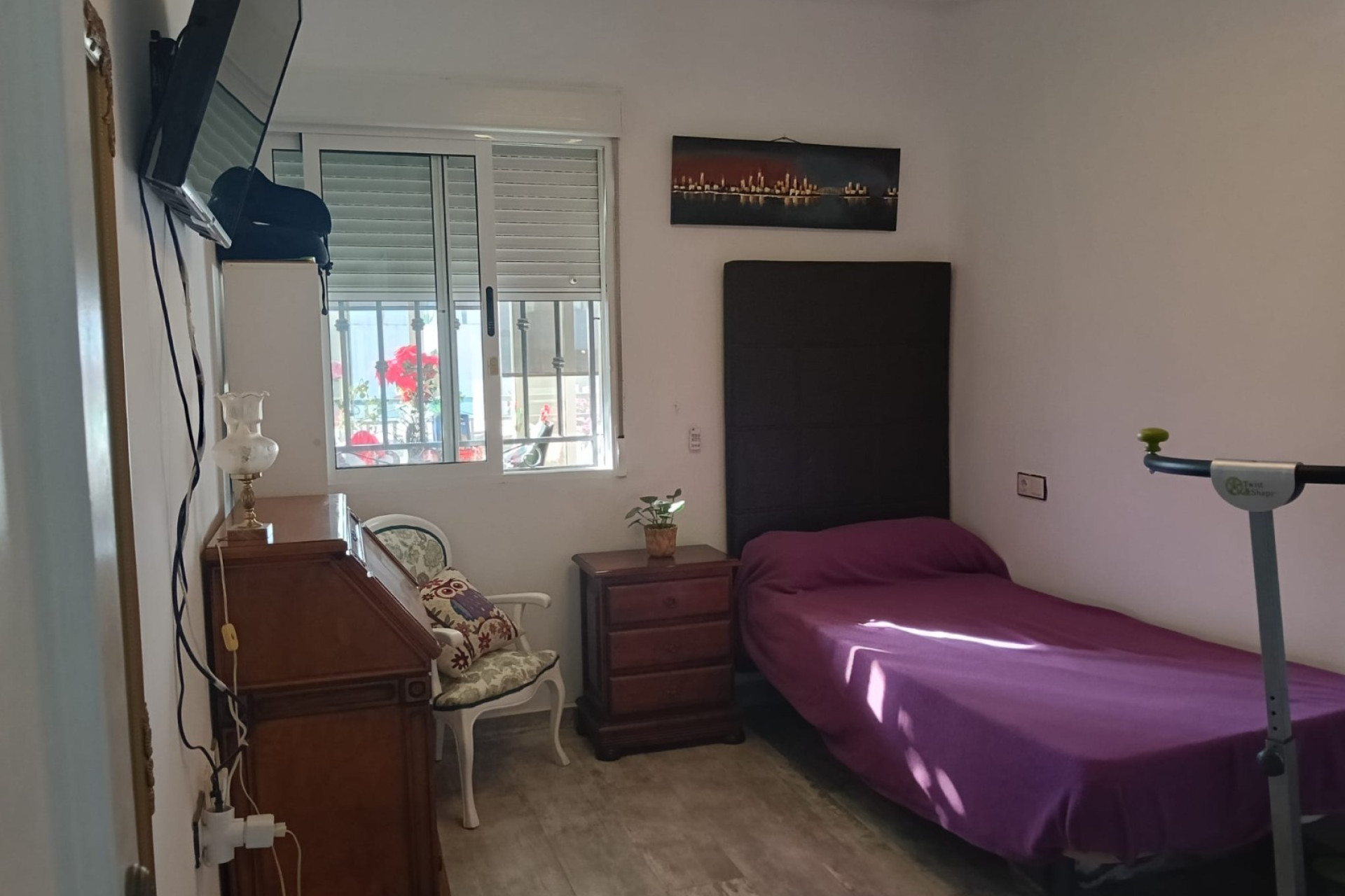 Reventa - Apartamento - Sin dormitorio - Los Montesinos - La Herrada