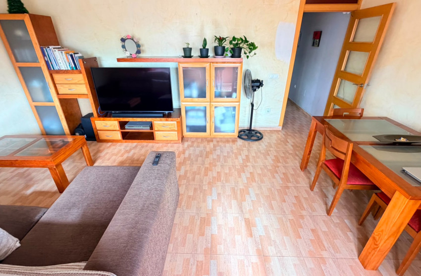 Reventa - Apartamento - Sin dormitorio - Los Montesinos