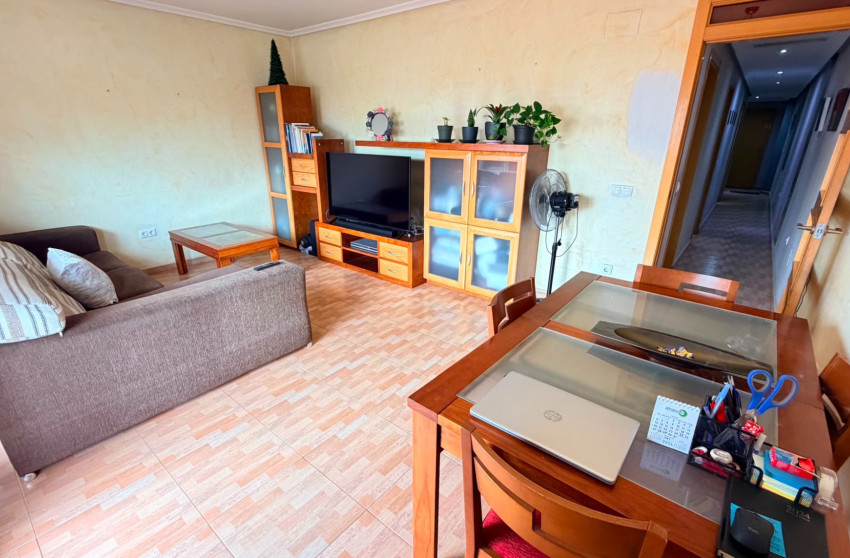 Reventa - Apartamento - Sin dormitorio - Los Montesinos