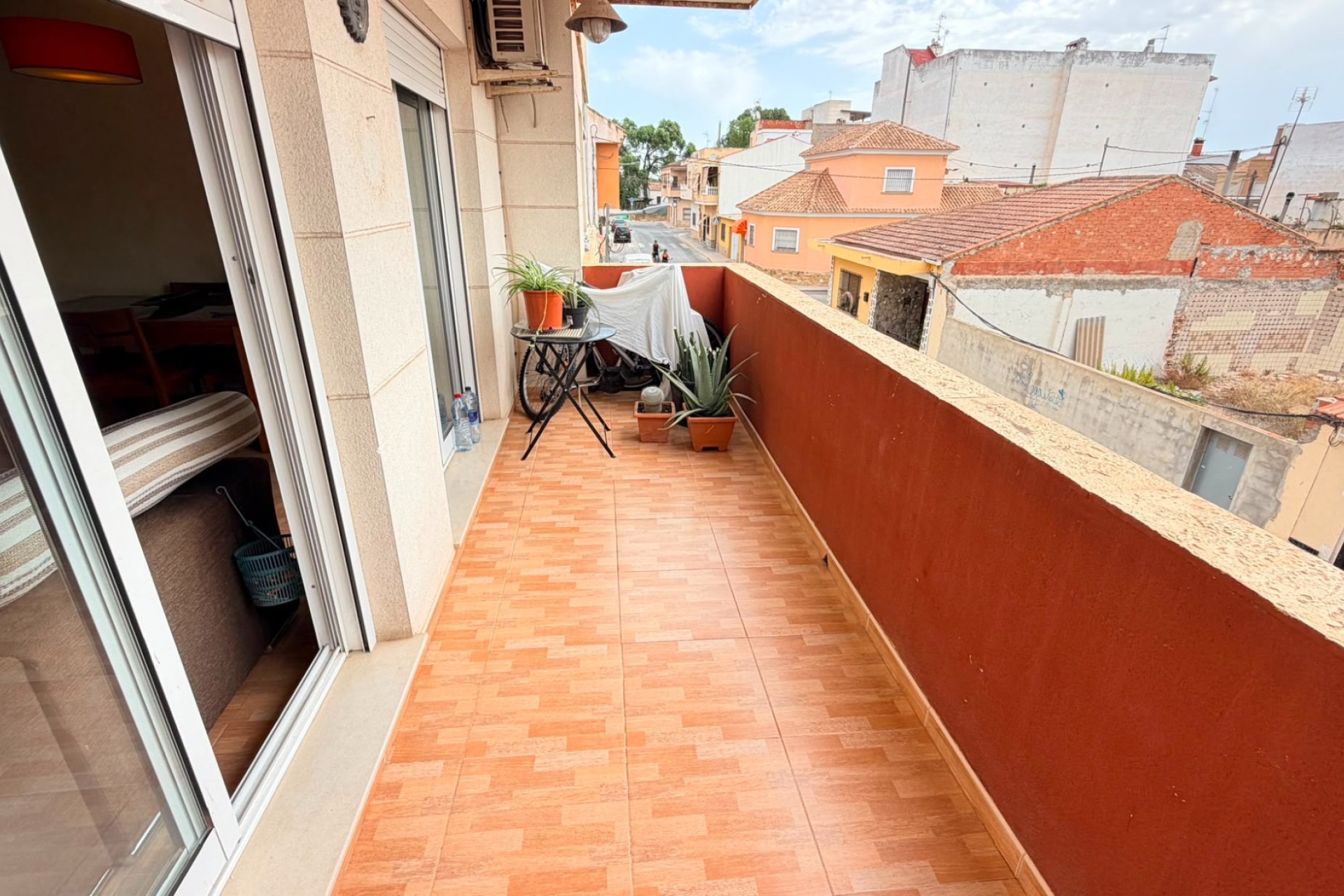 Reventa - Apartamento - Sin dormitorio - Los Montesinos