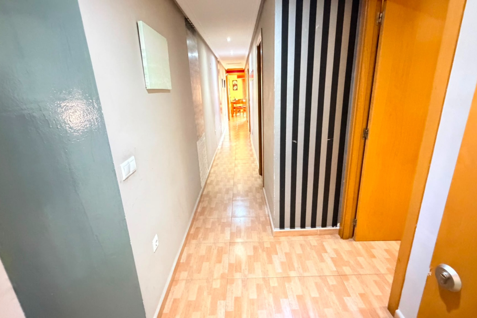 Reventa - Apartamento - Sin dormitorio - Los Montesinos