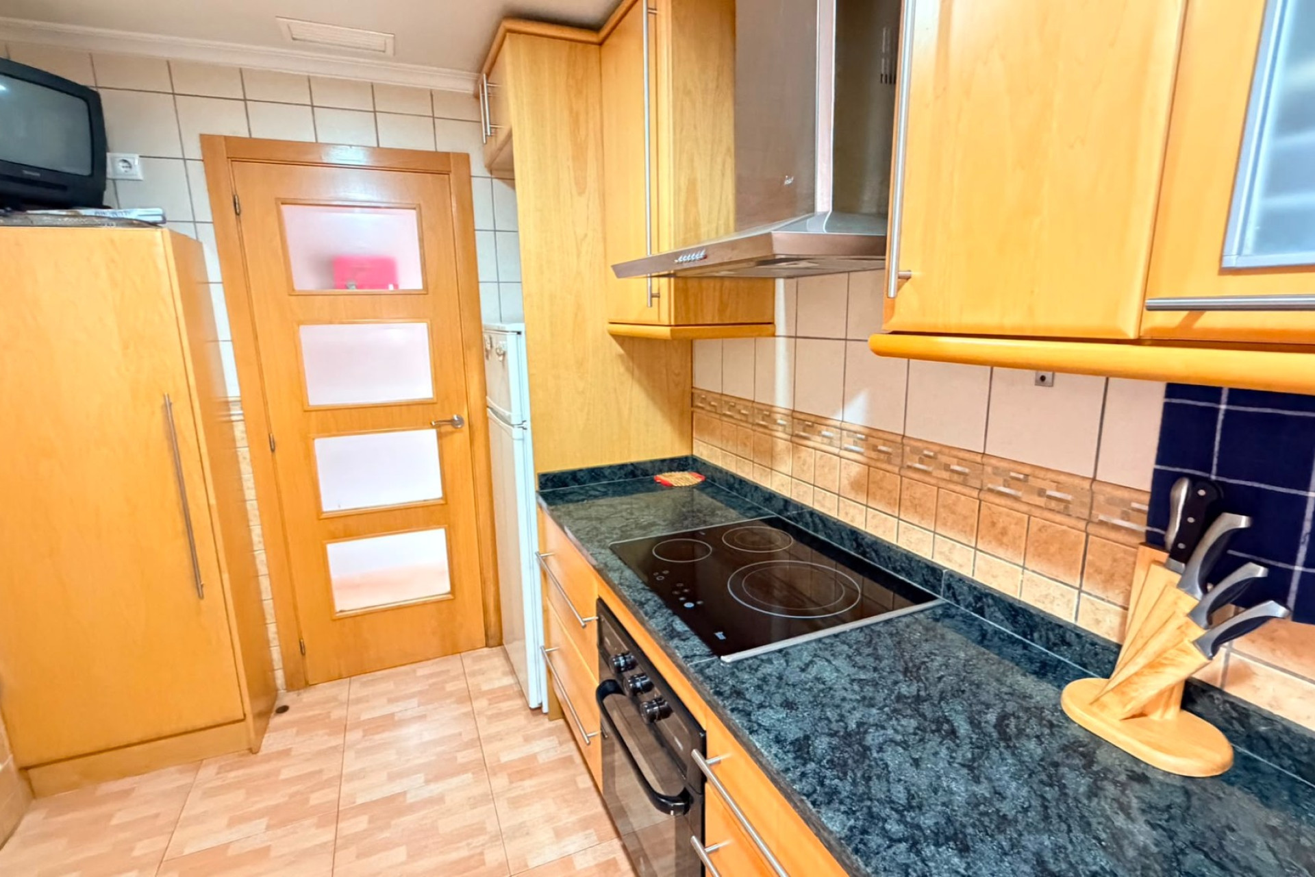 Reventa - Apartamento - Sin dormitorio - Los Montesinos