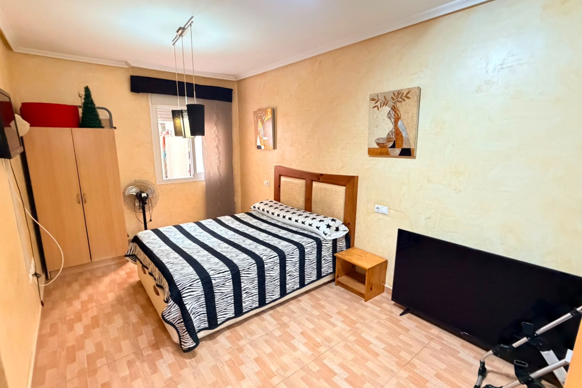 Reventa - Apartamento - Sin dormitorio - Los Montesinos