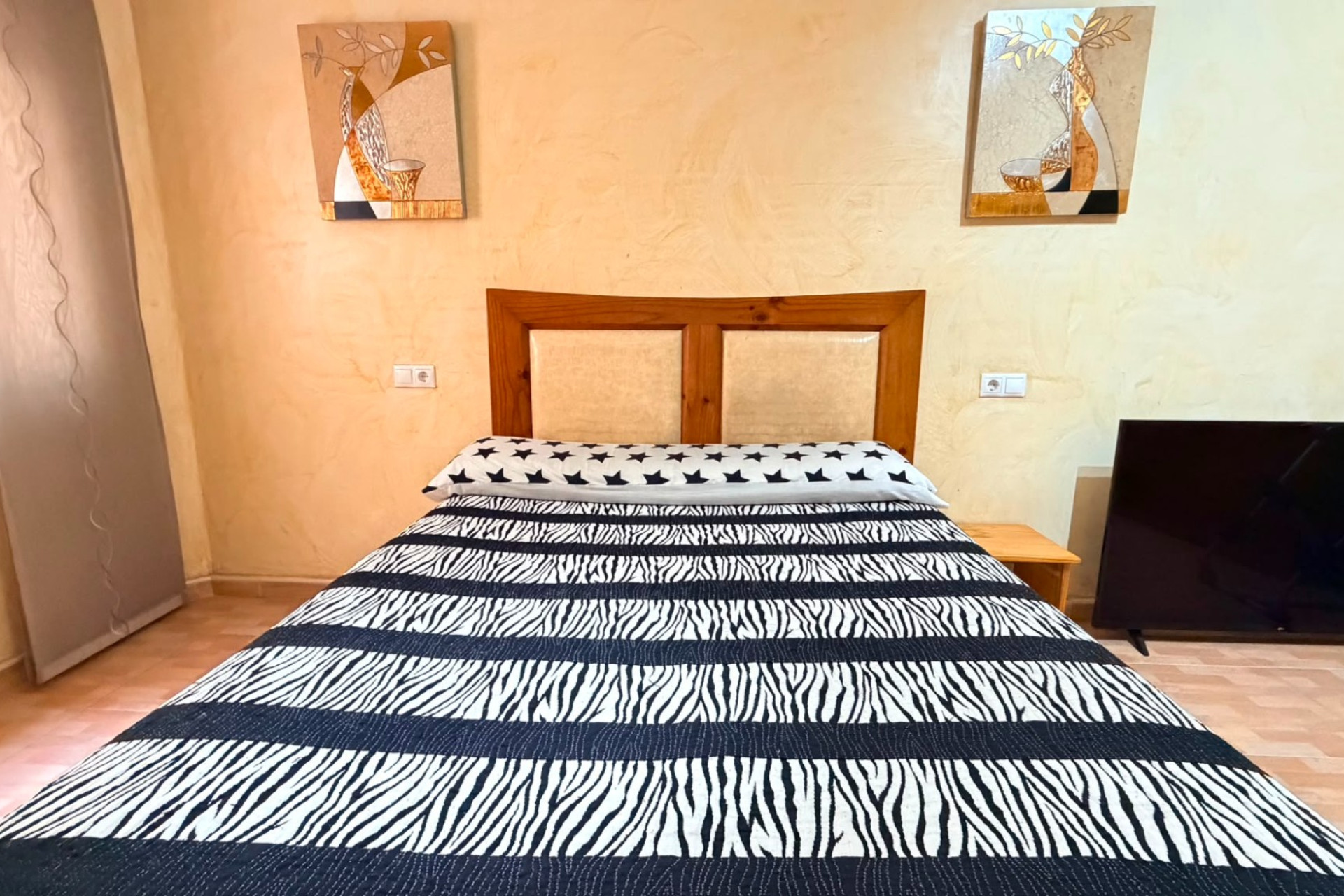 Reventa - Apartamento - Sin dormitorio - Los Montesinos