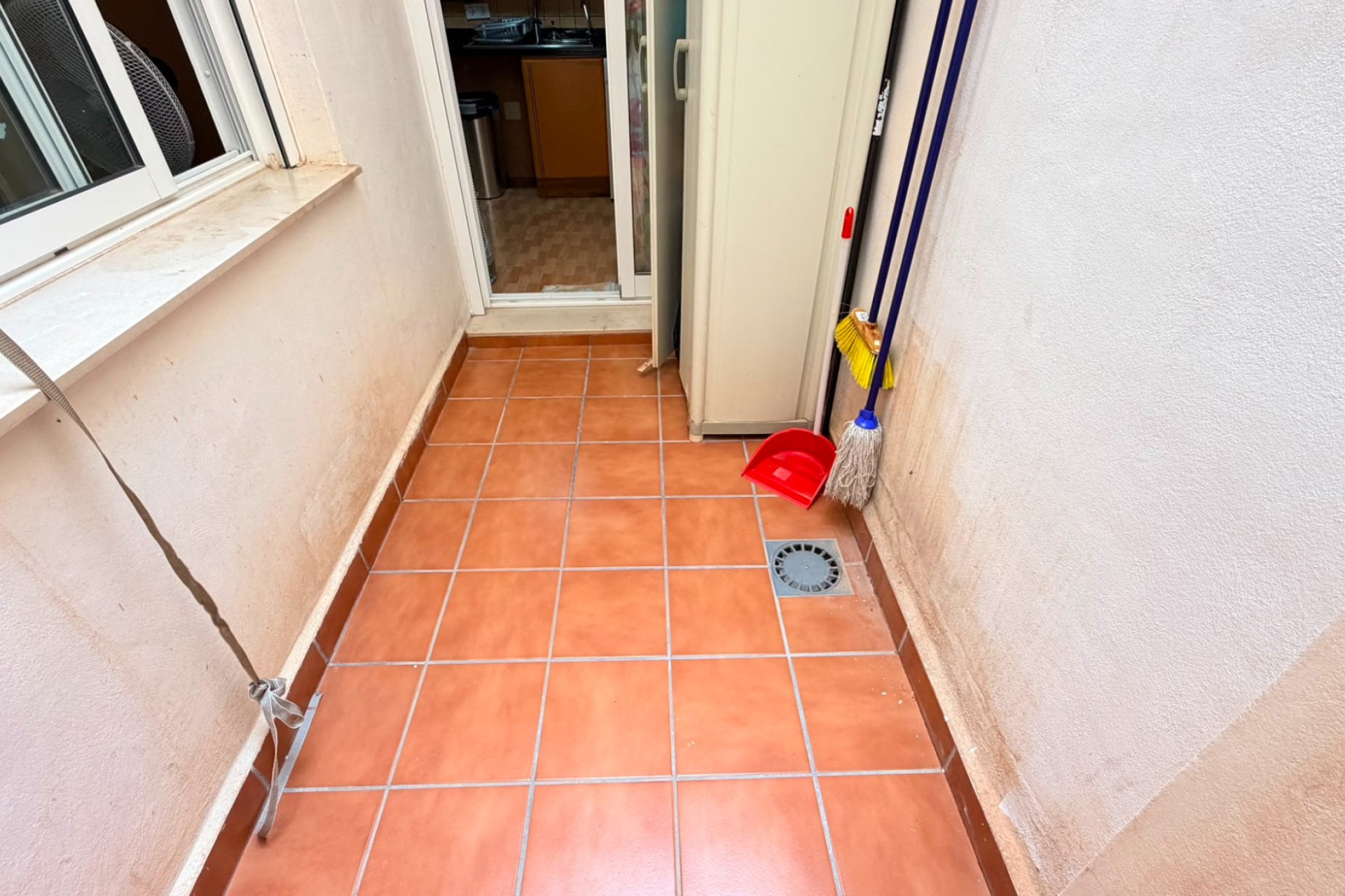 Reventa - Apartamento - Sin dormitorio - Los Montesinos