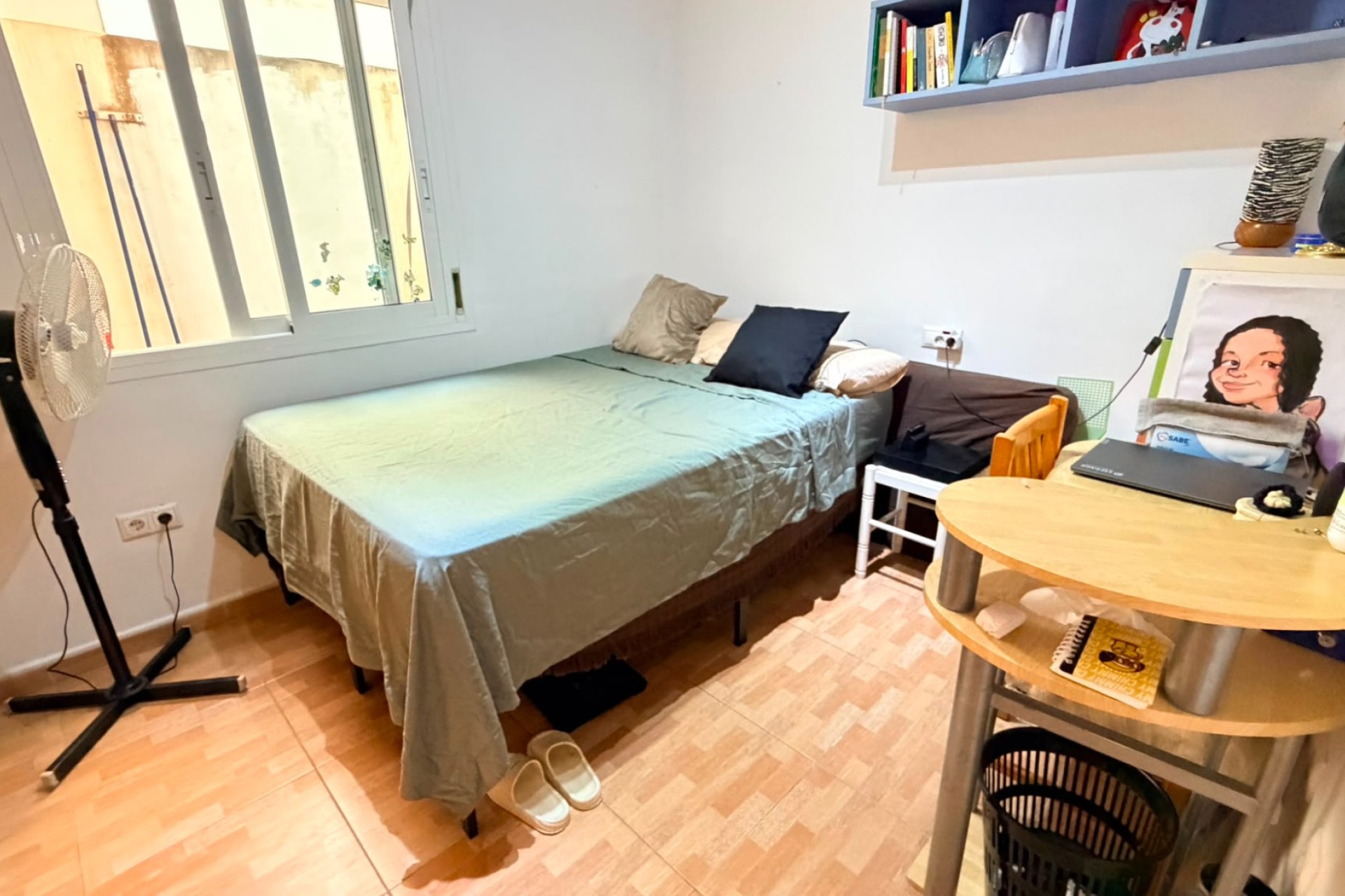 Reventa - Apartamento - Sin dormitorio - Los Montesinos